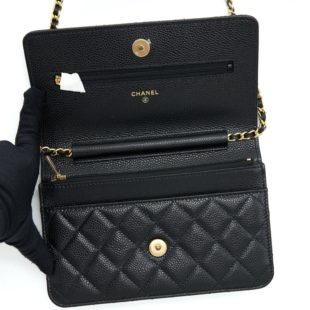 chanel-classic-wallet-on-chain-caviar-black-ghw-microchip-4