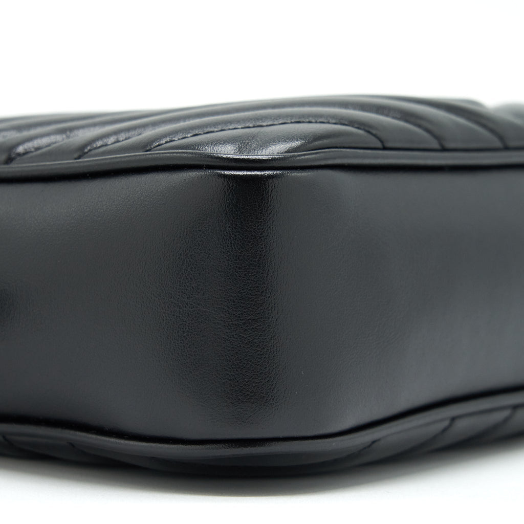 saint-laurent-ysl-lou-camera-bag-quilted-black-ghw