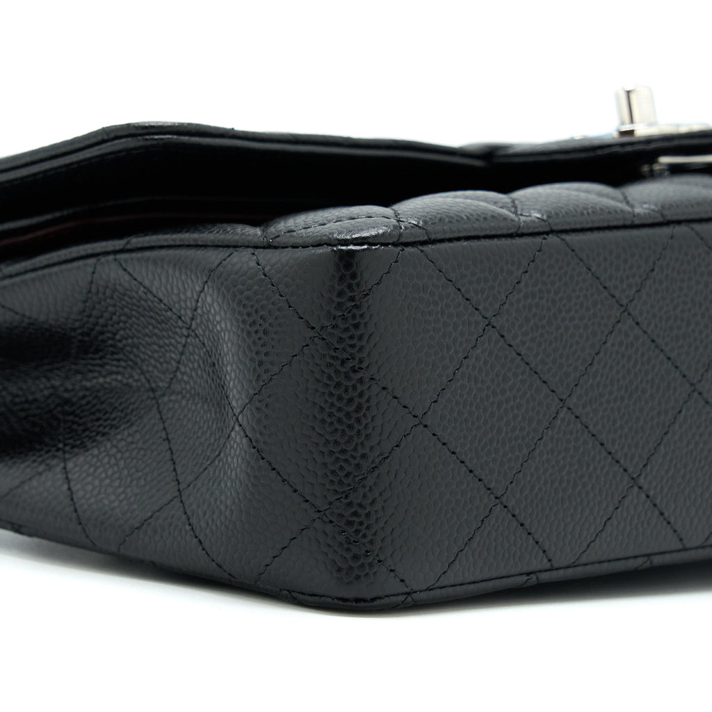chanel-classic-double-flap-bag-caviar-black-shw