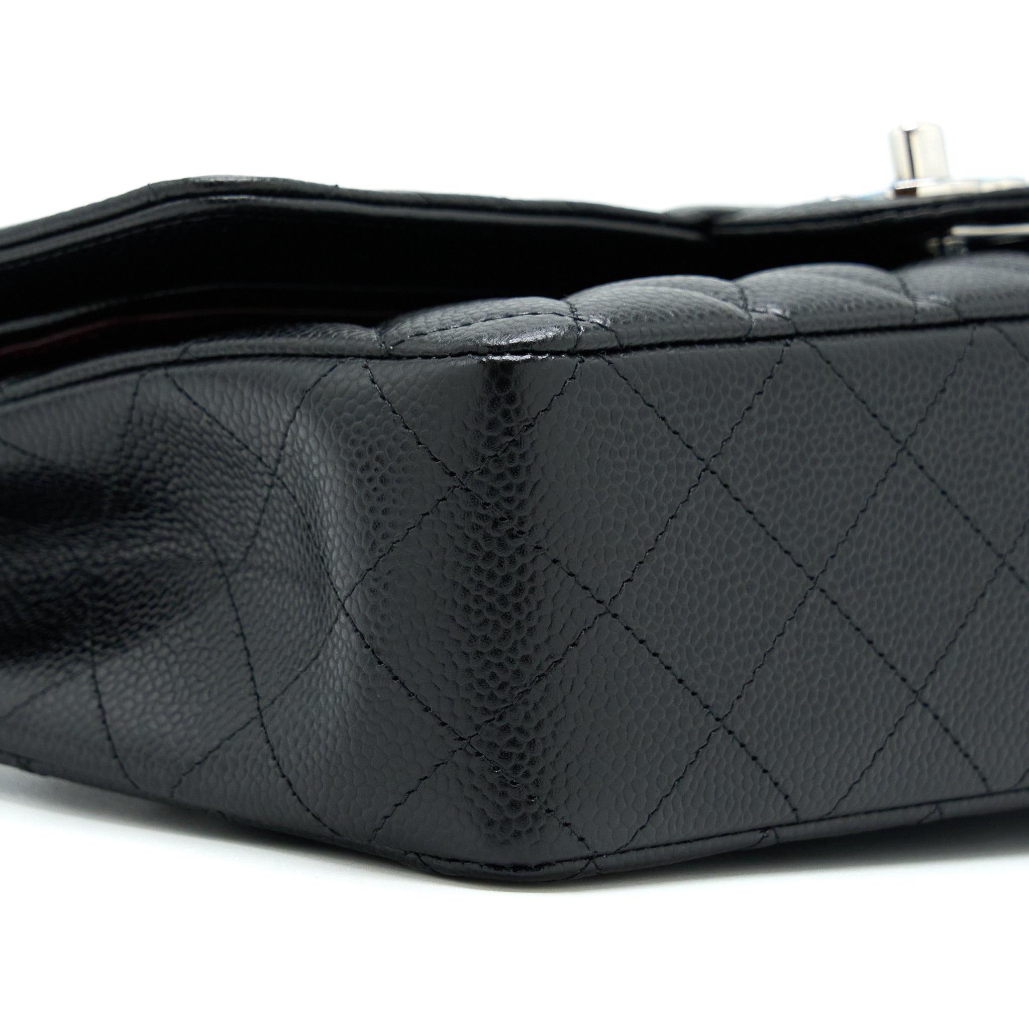chanel-classic-double-flap-bag-caviar-black-shw