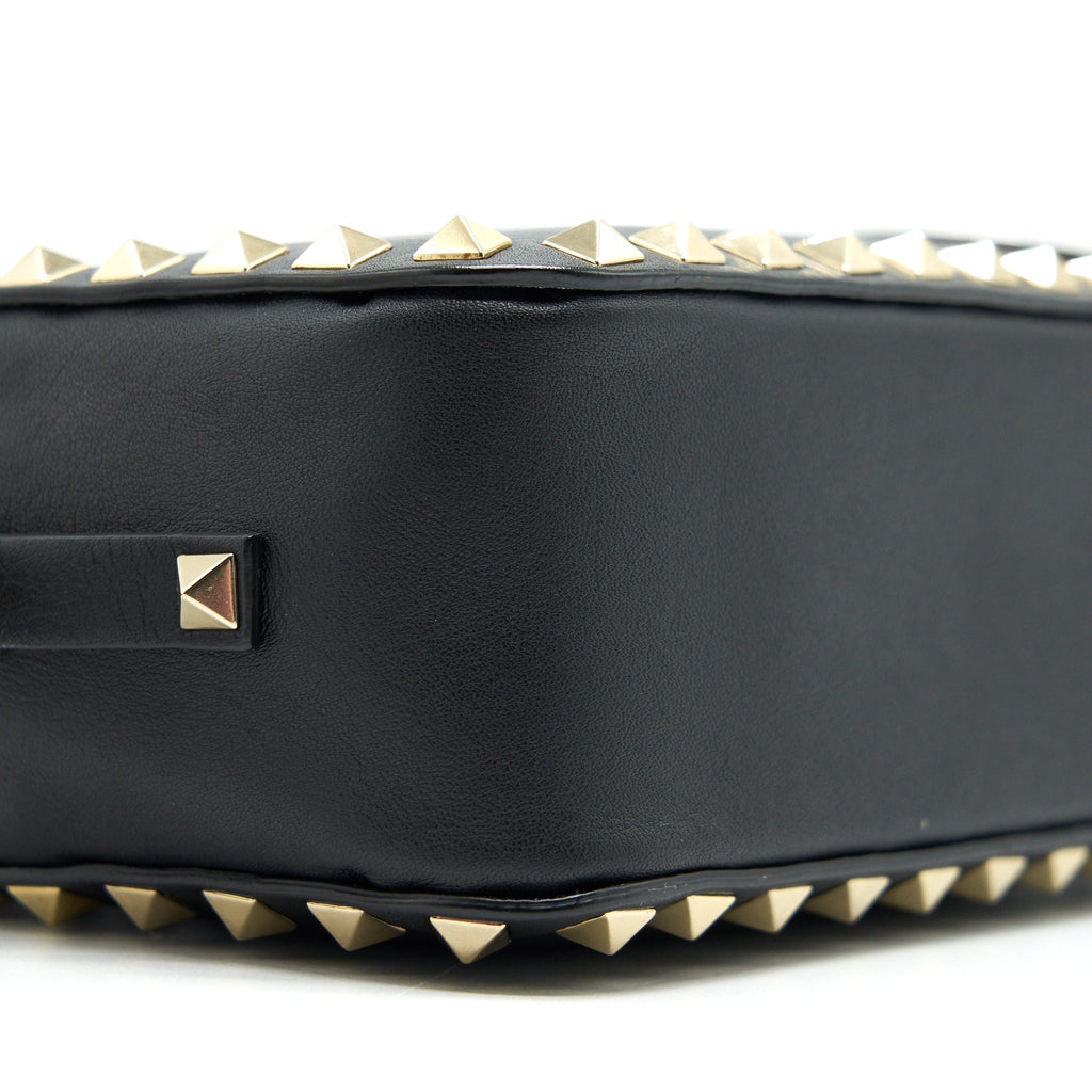 valentino-rockstud-crossbody-camera-bag-black
