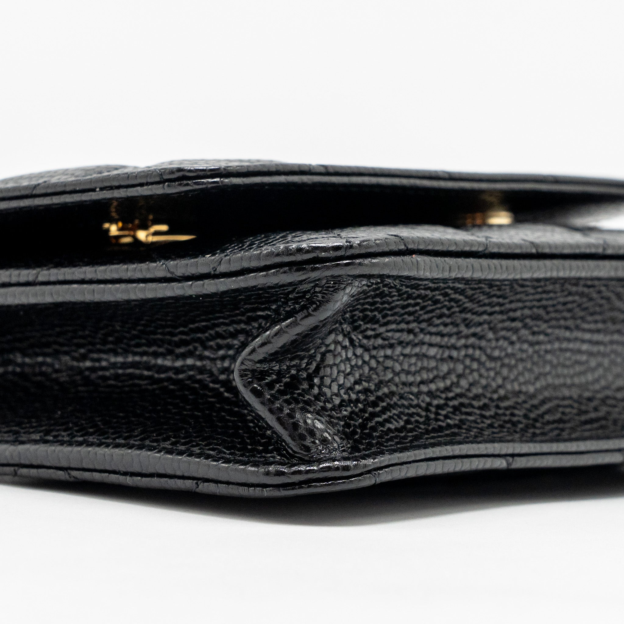 chanel-classic-wallet-on-chain-caviar-black-ghwmicrochip-copy-1