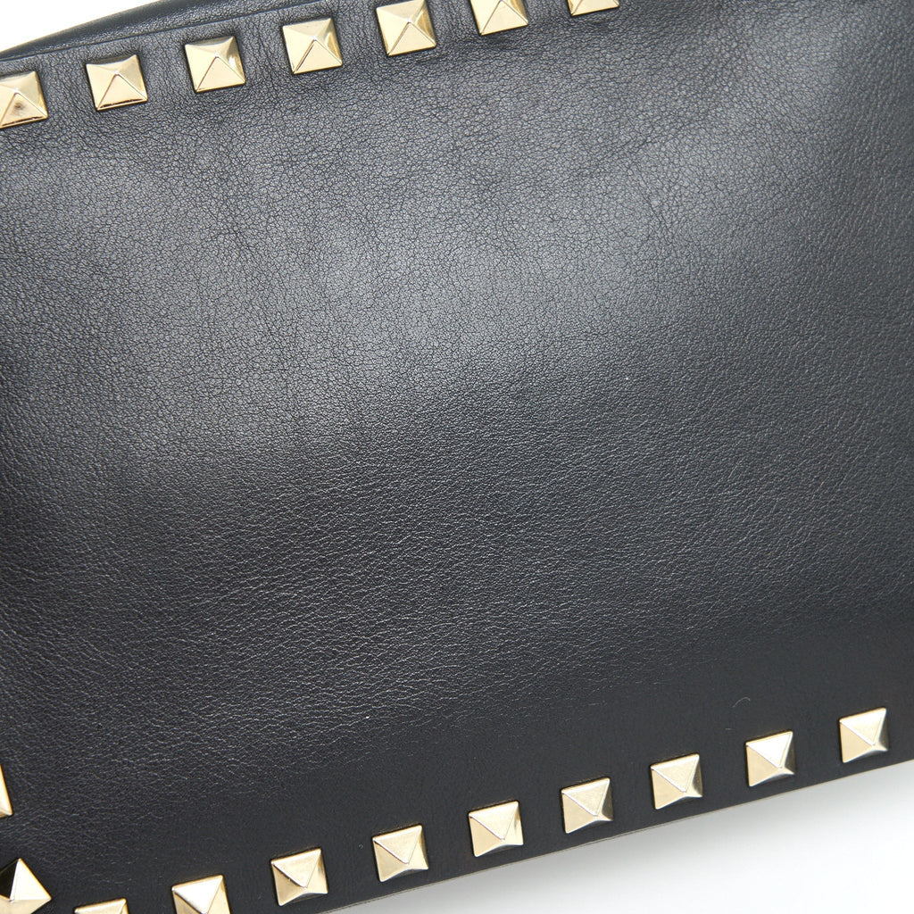 valentino-rockstud-crossbody-camera-bag-black