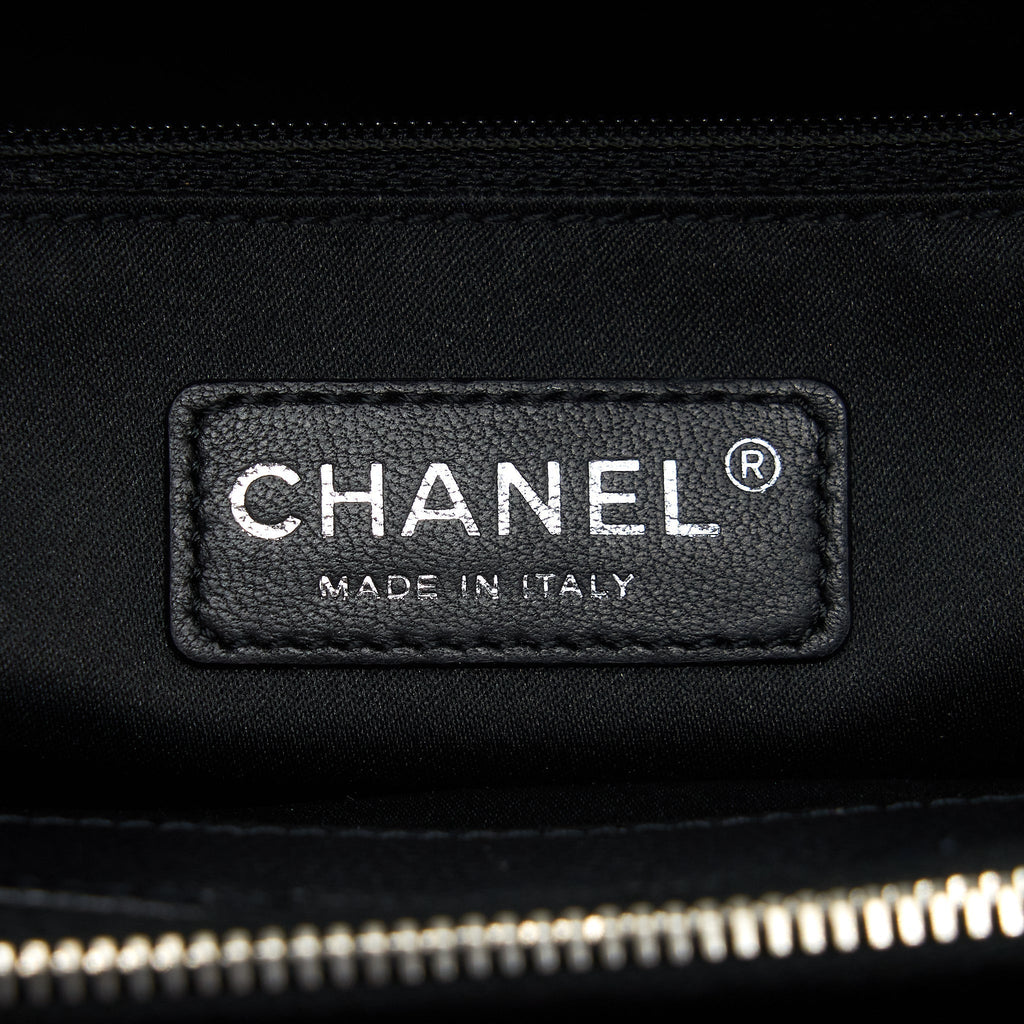chanel-grand-shopping-tote-bag-caviar-black-shw-1
