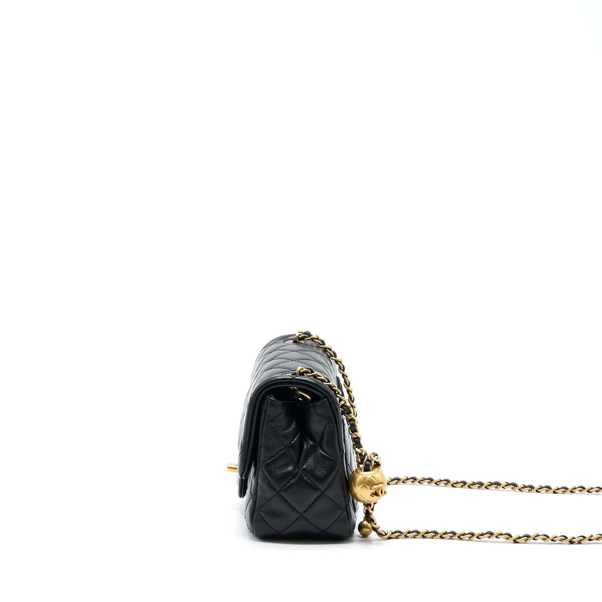 chanel-pearl-crush-mini-rectangular-flap-bag-lambskin-black-ghw-microchip-1