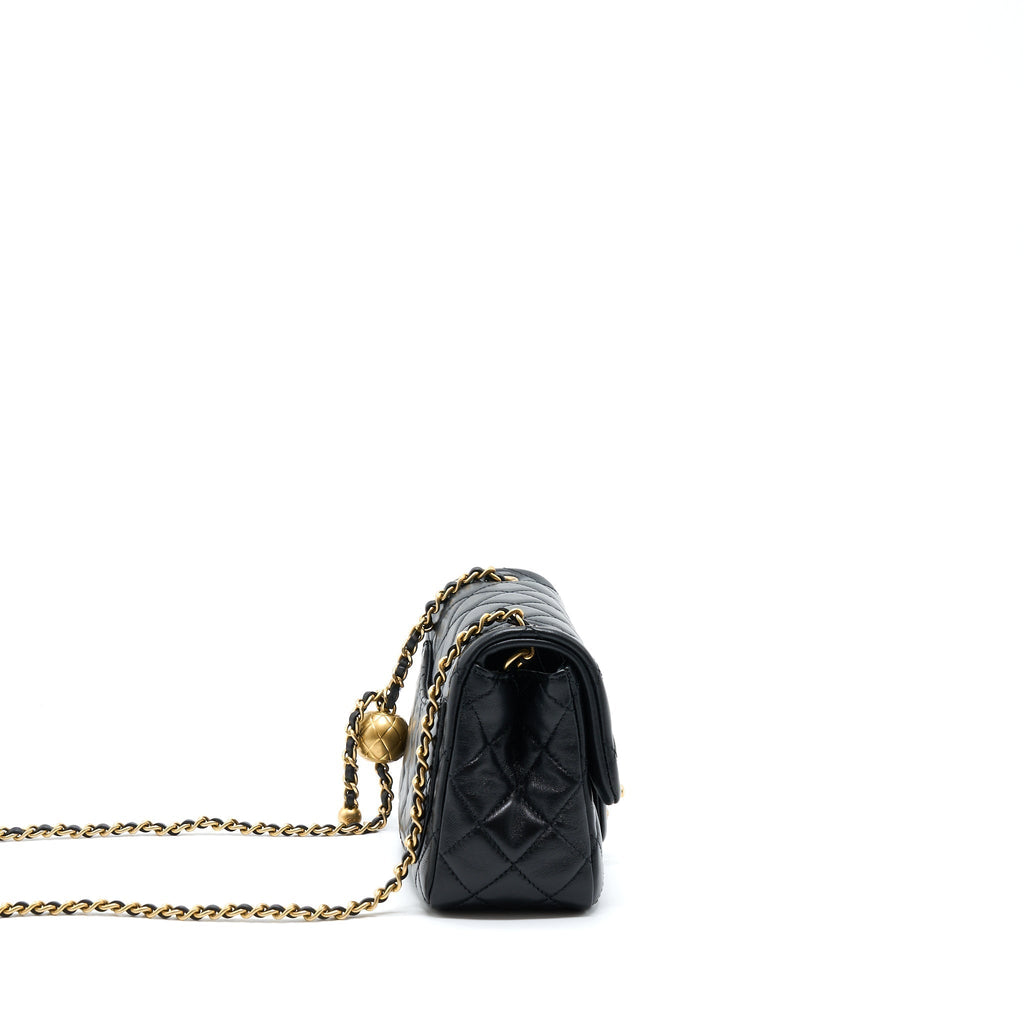 chanel-pearl-crush-mini-rectangular-flap-bag-lambskin-black-ghw-microchip-1