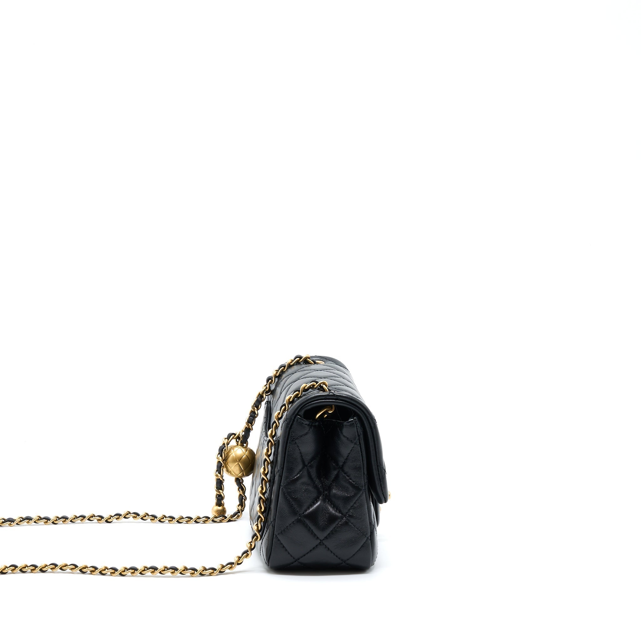 chanel-pearl-crush-mini-rectangular-flap-bag-lambskin-black-ghw-microchip-1