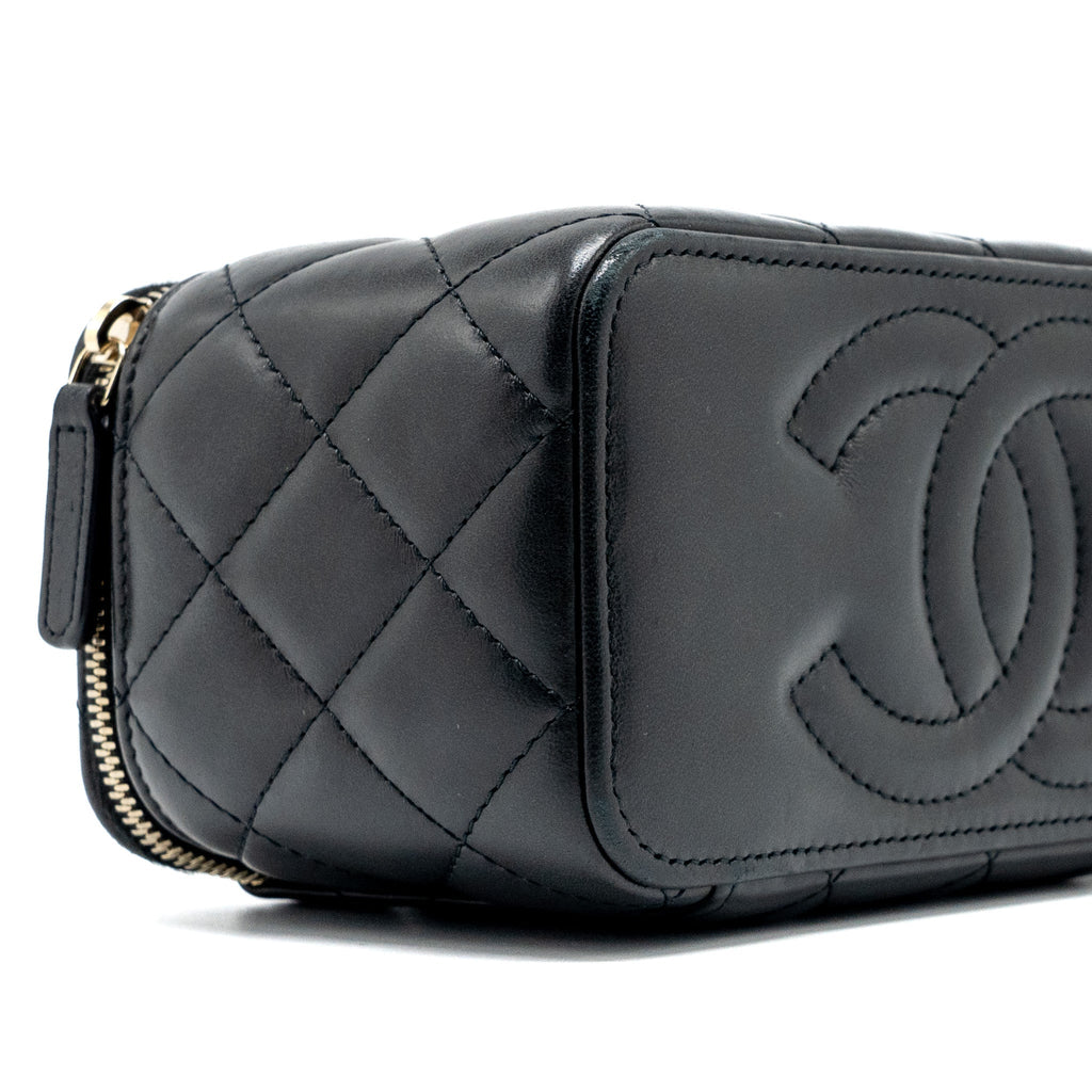 chanel-22k-gold-pillar-long-vanity-with-adjustable-chain-lambskin-black-ghw-microchip