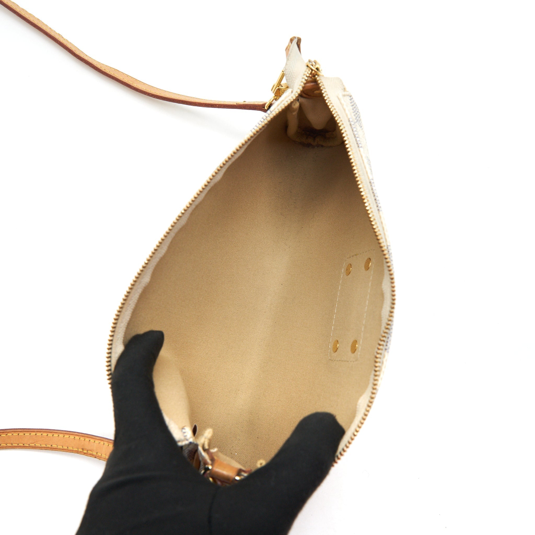 louis-vuitton-eva-crossbody-bag-in-azur