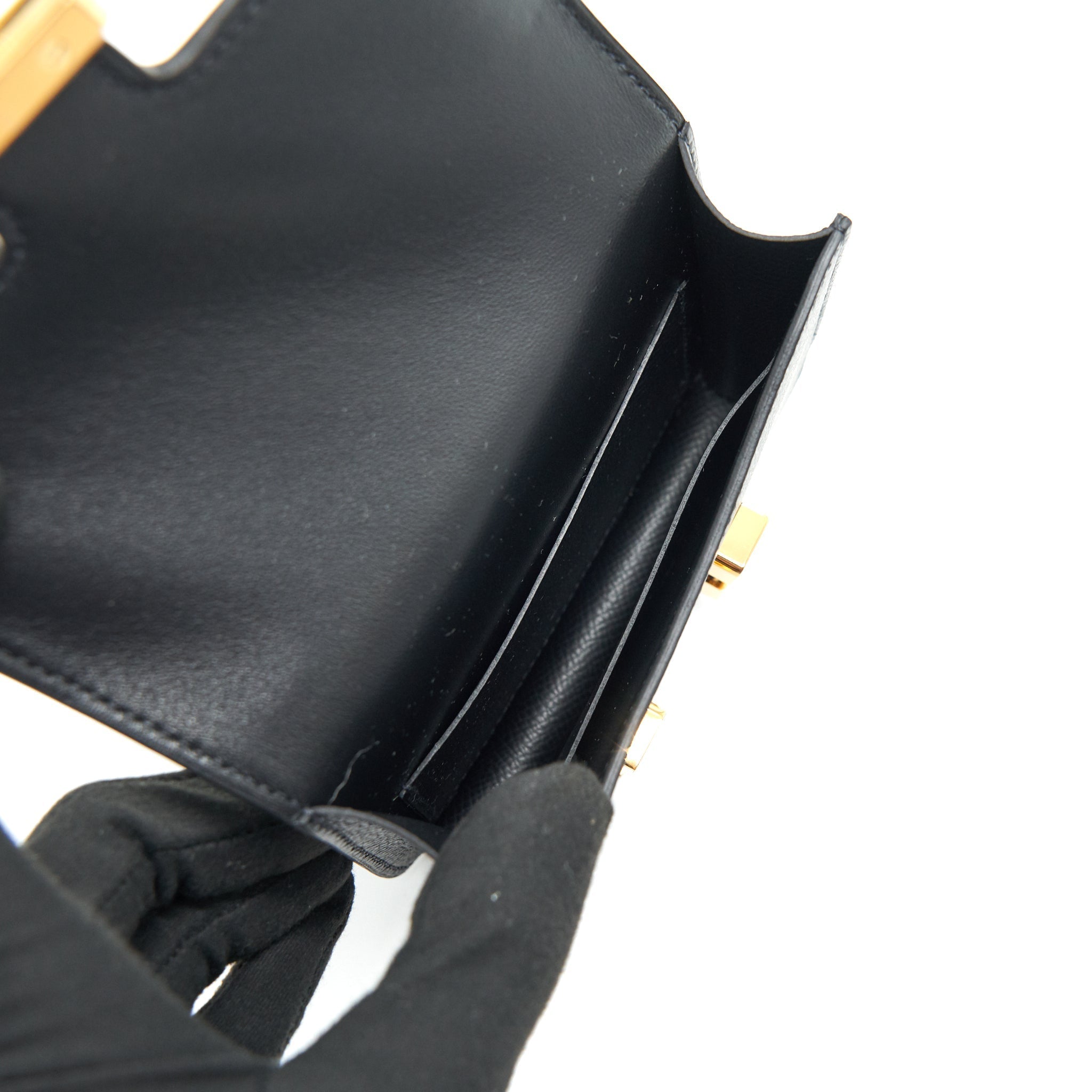 hermes-constance-slim-wallet-epsom-noir-ghw-stamp-z