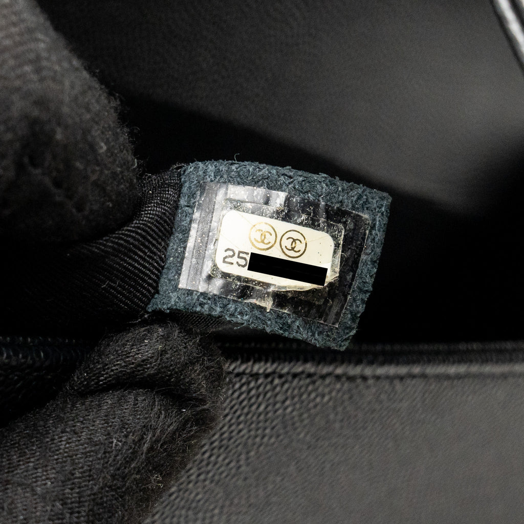 chanel-medium-boy-bag-caviar-black-ghw-copy
