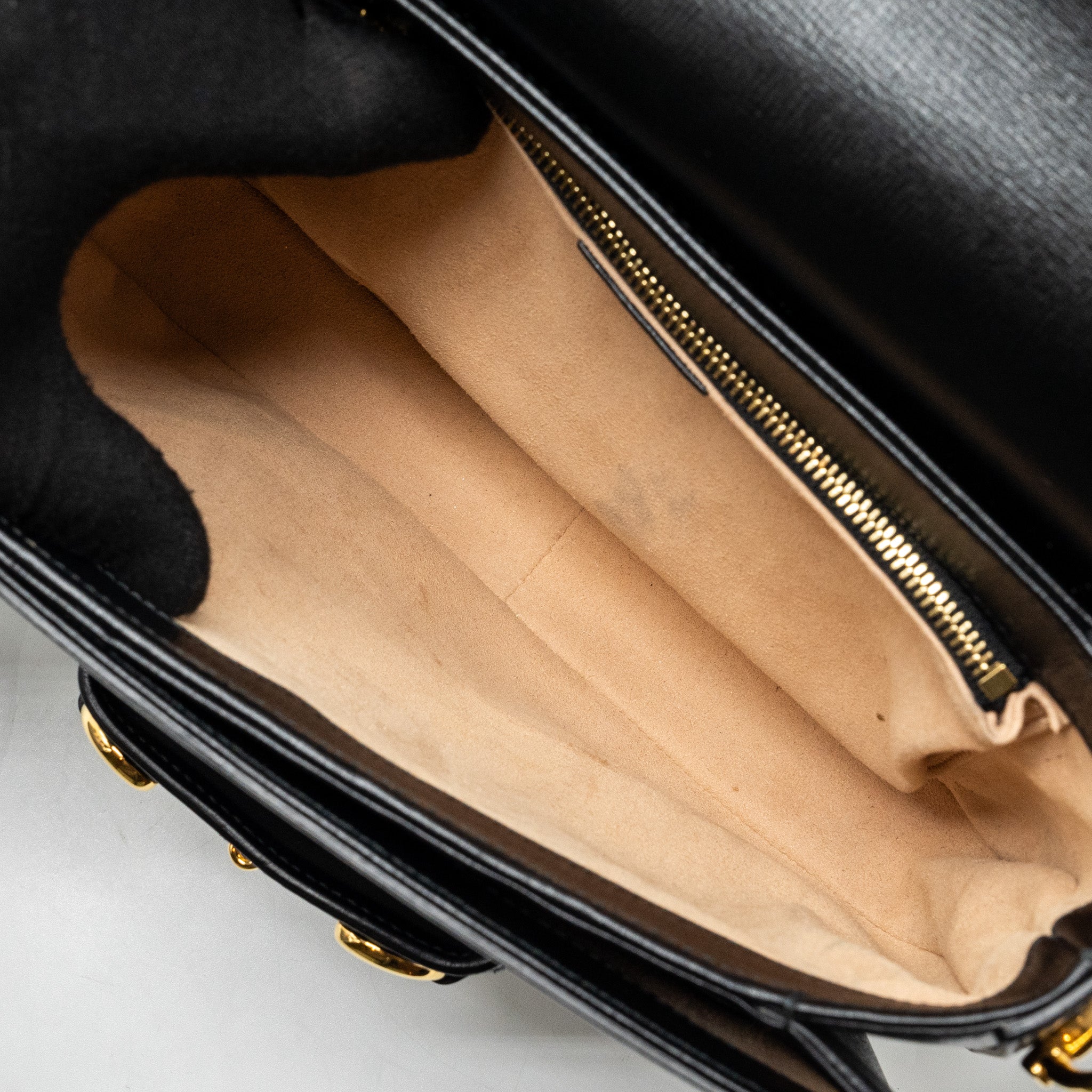 gucci-horsebit-1955-shoulder-bag-leather-black-ghw