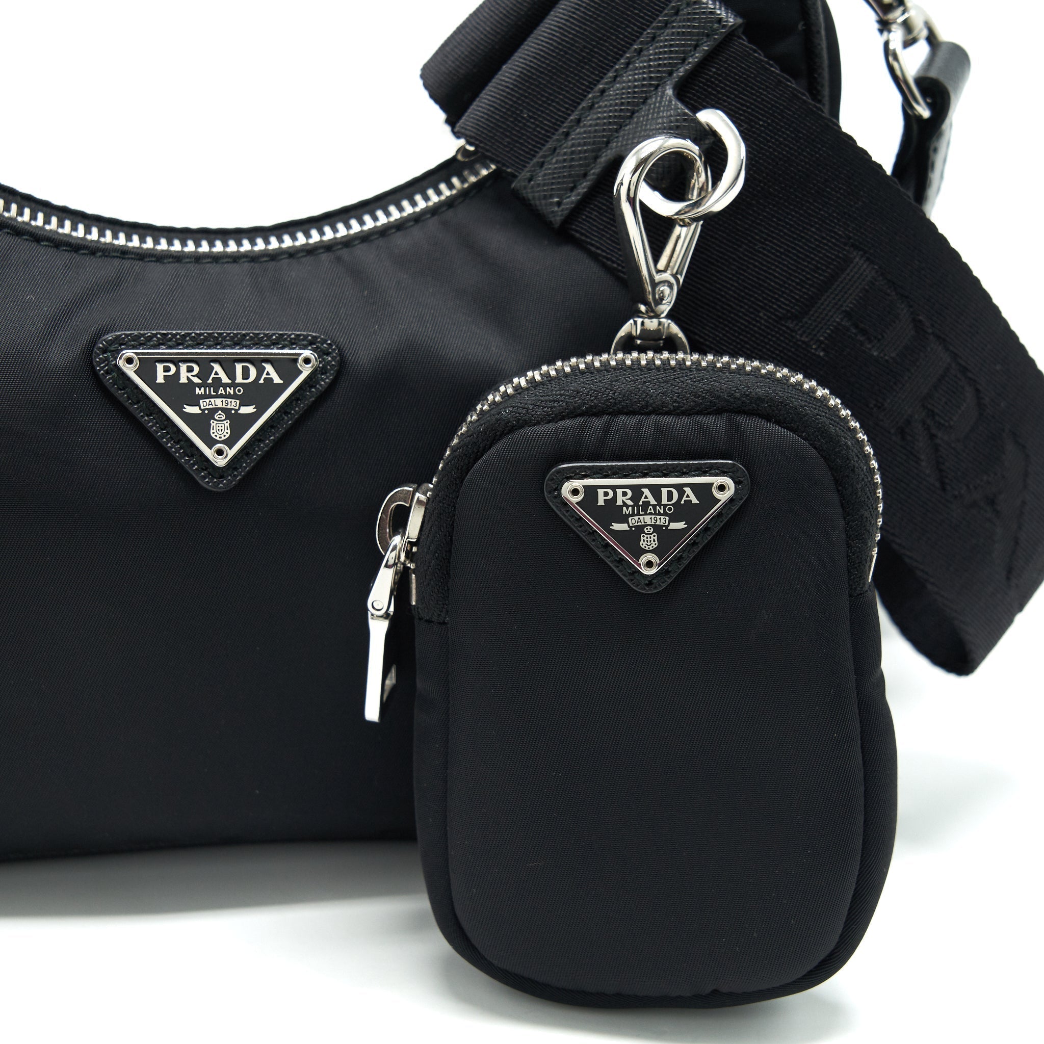 prada-re-edition-2005-nylon-bag-1