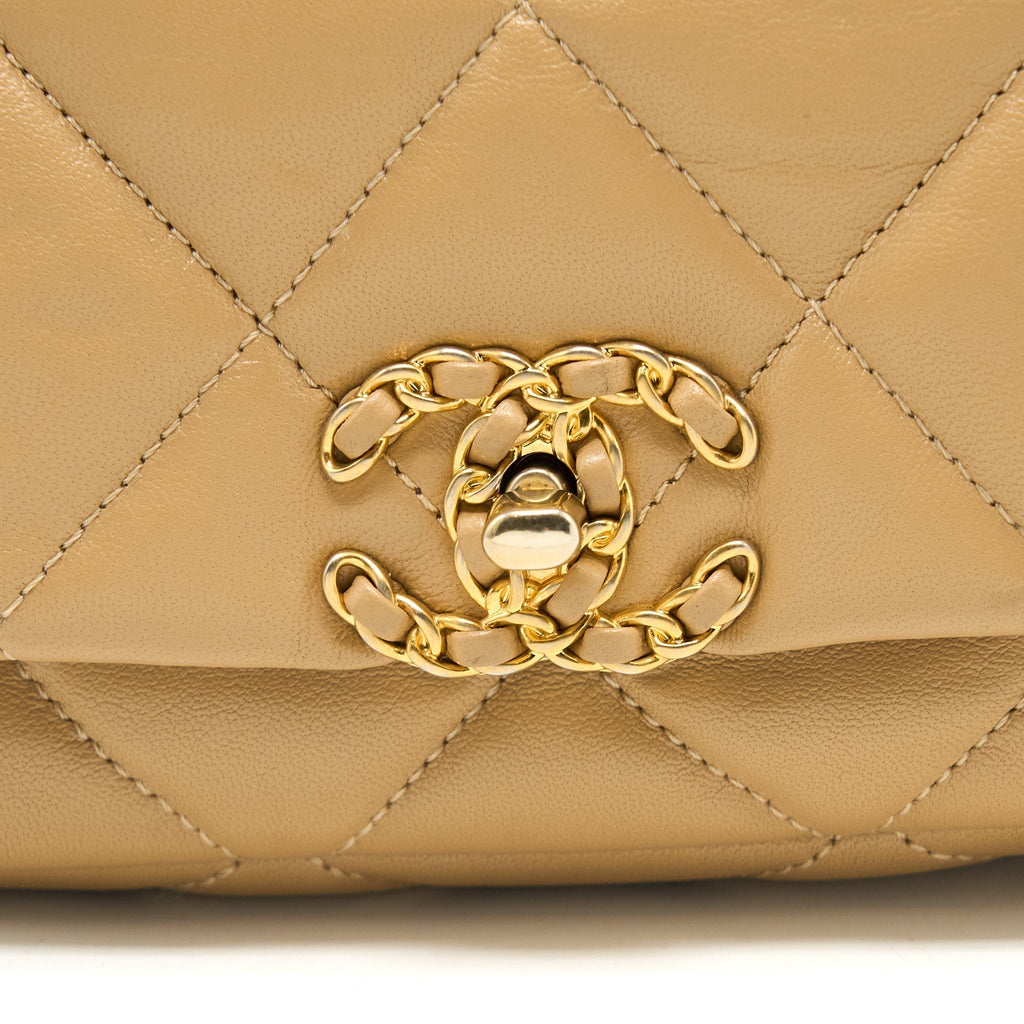 chanel-19-belt-bag-dark-beige-multicolour-hardware