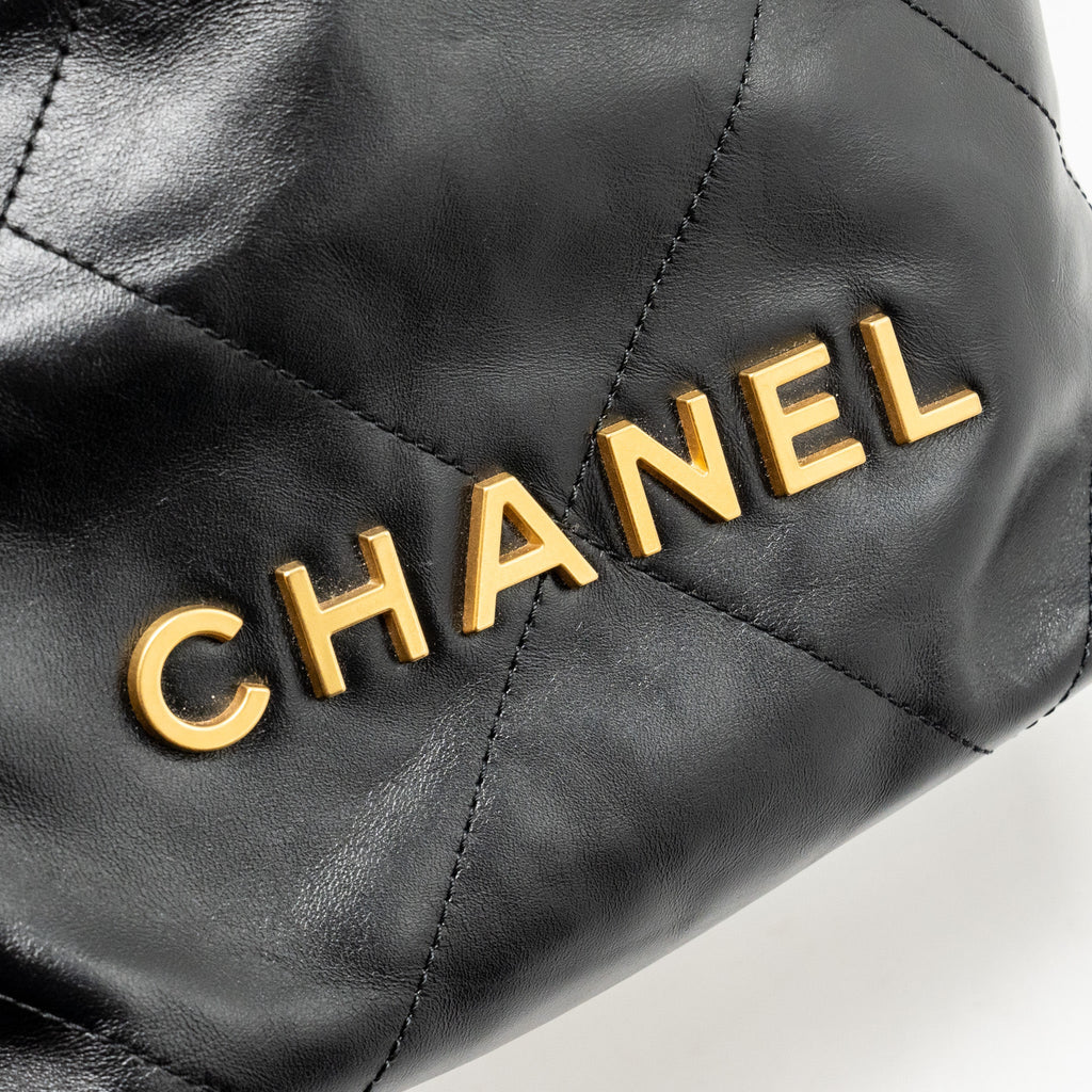 chanel-mini-22-bag-calfskin-black-ghw-microchip-copy