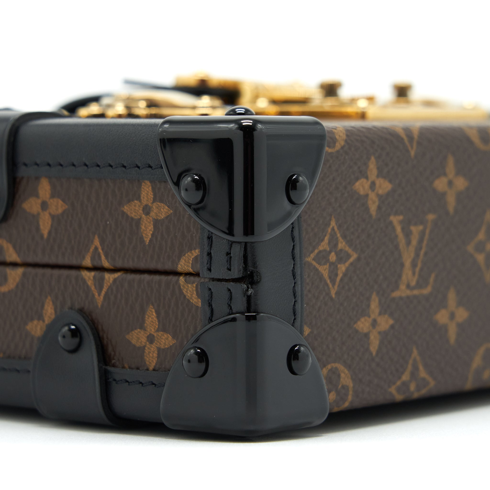 louis-vuitton-petite-malle-monogram-canvas-and-leather-ghw