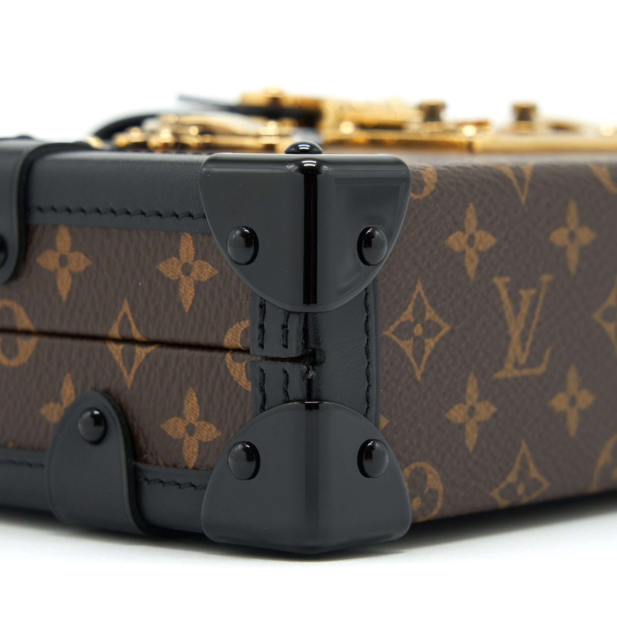 louis-vuitton-petite-malle-monogram-canvas-and-leather-ghw