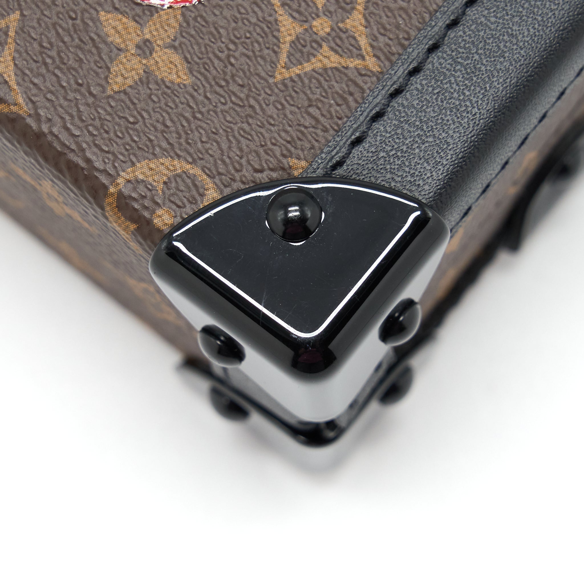 louis-vuitton-petite-malle-monogram-canvas-and-leather-ghw