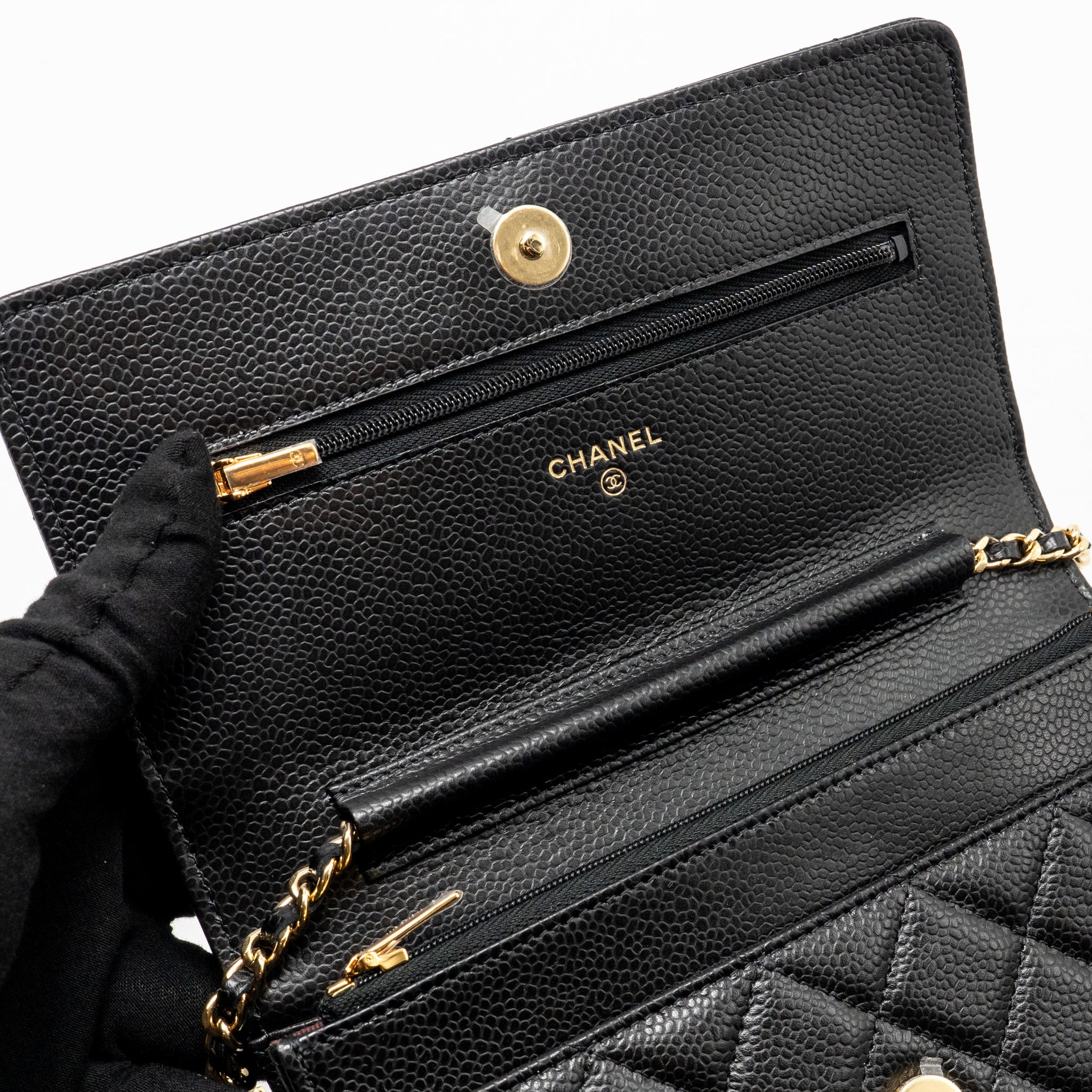 chanel-classic-wallet-on-chain-caviar-black-ghw-microchip-copy-1