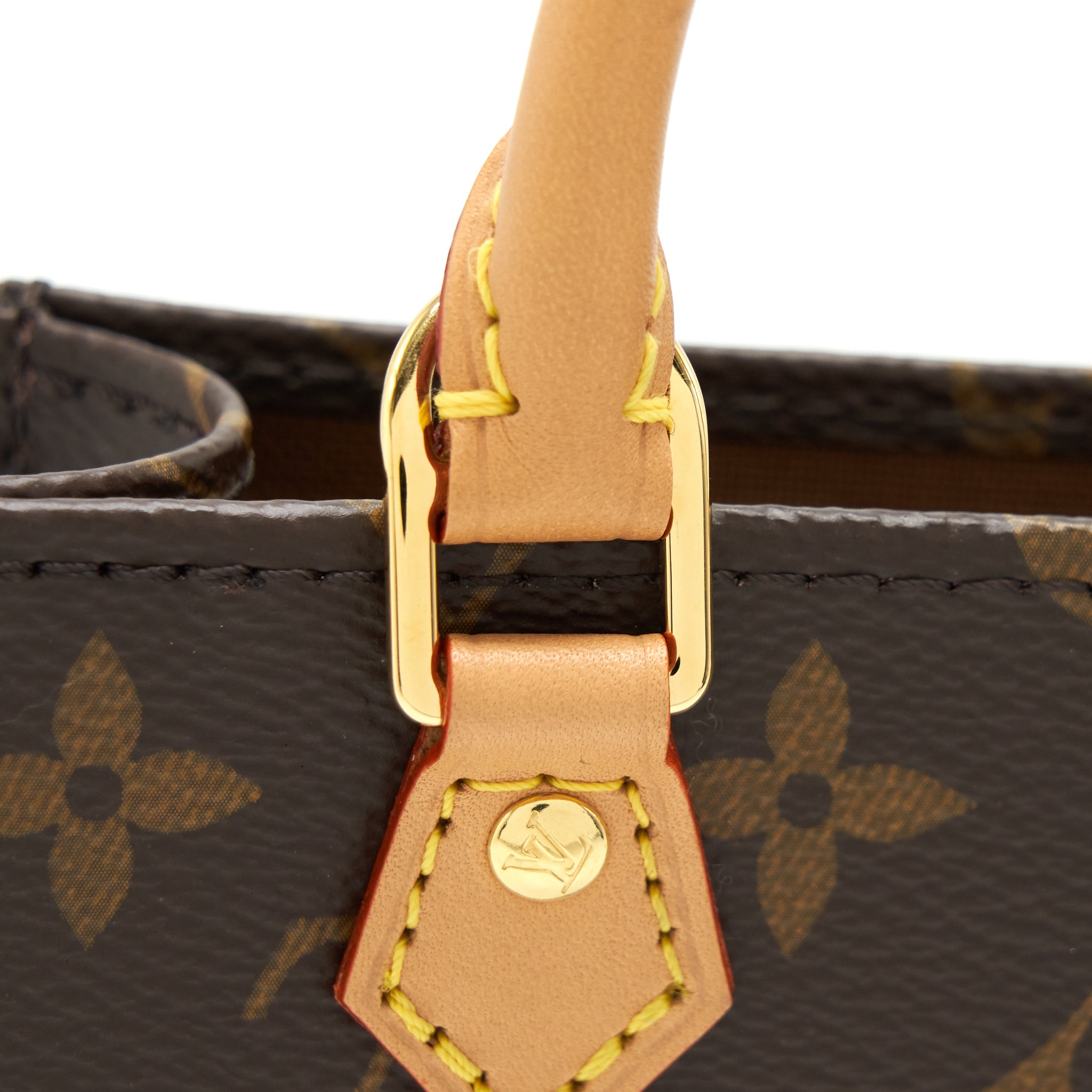 louis-vuitton-petit-sac-plat-monogram-canvas-2