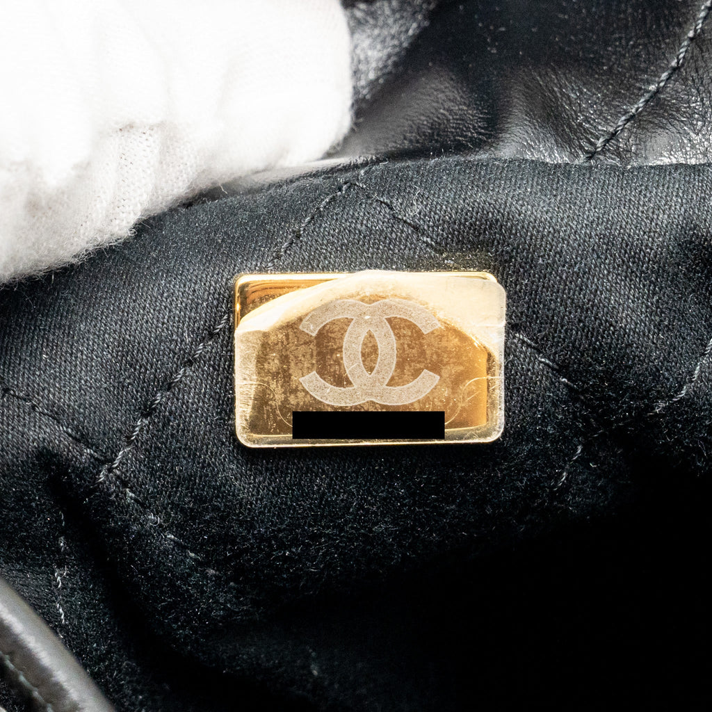 chanel-mini-22-bag-calfskin-black-ghw-microchip-copy