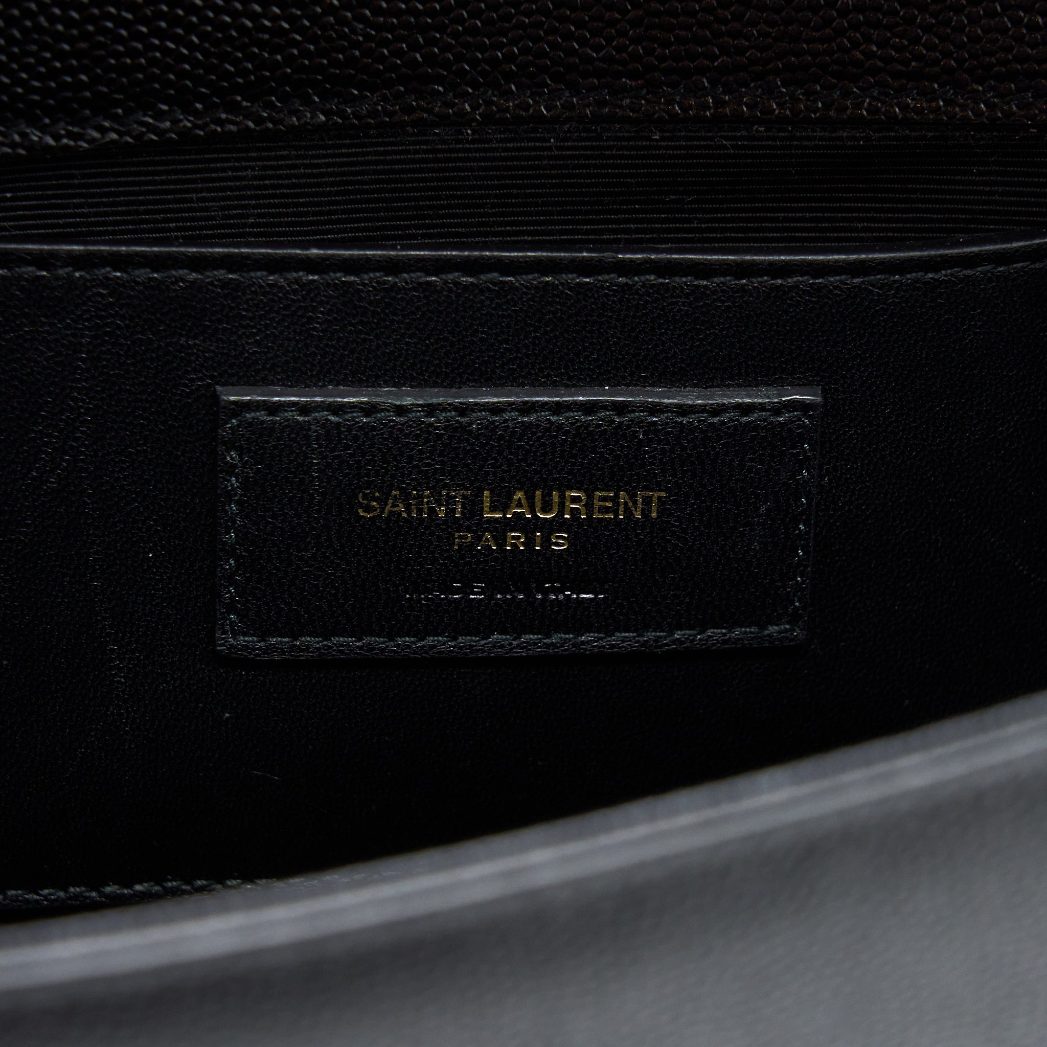 saint-laurent-ysl-medium-kate-bag-grained-calfskin-black-ghw