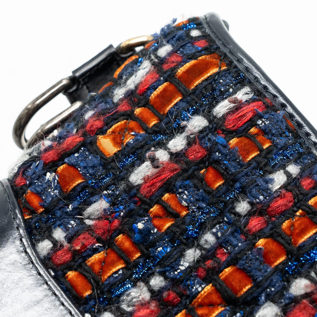 chanel-small-gabrielle-hobo-bag-tweed-calfskin-multicolour-with-multicolour-hardware