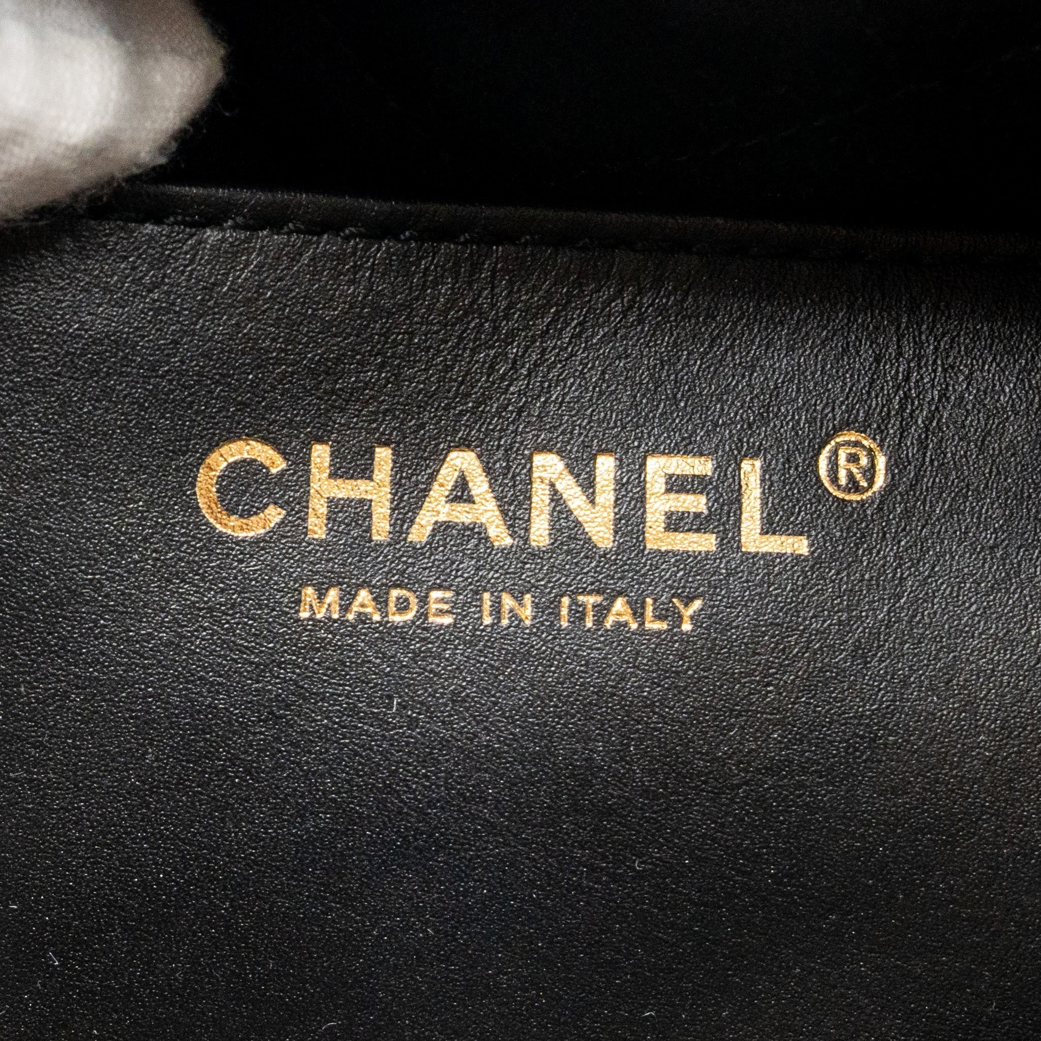 chanel-mini-22-bag-calfskin-black-ghw-microchip-copy