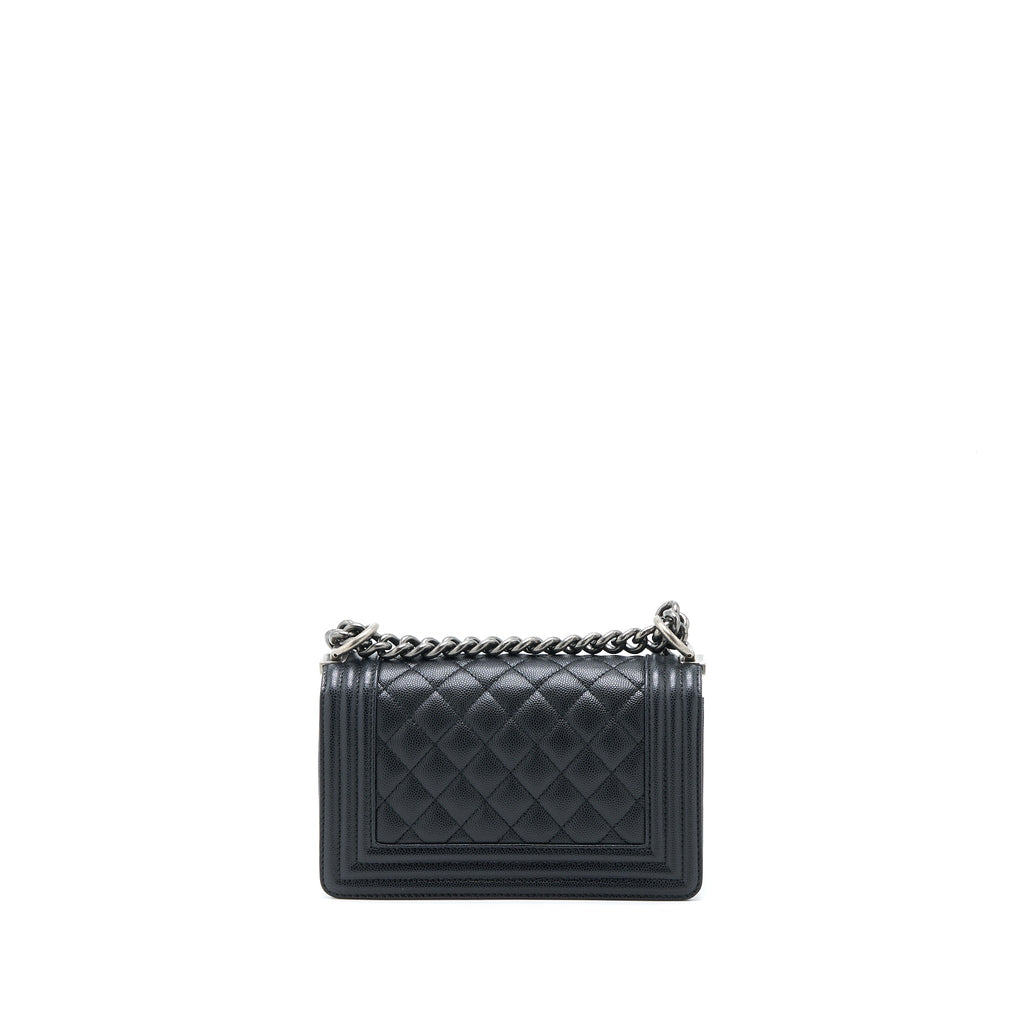 chanel-small-boy-bag-caviar-black-ruthenium-shw-microchip-1