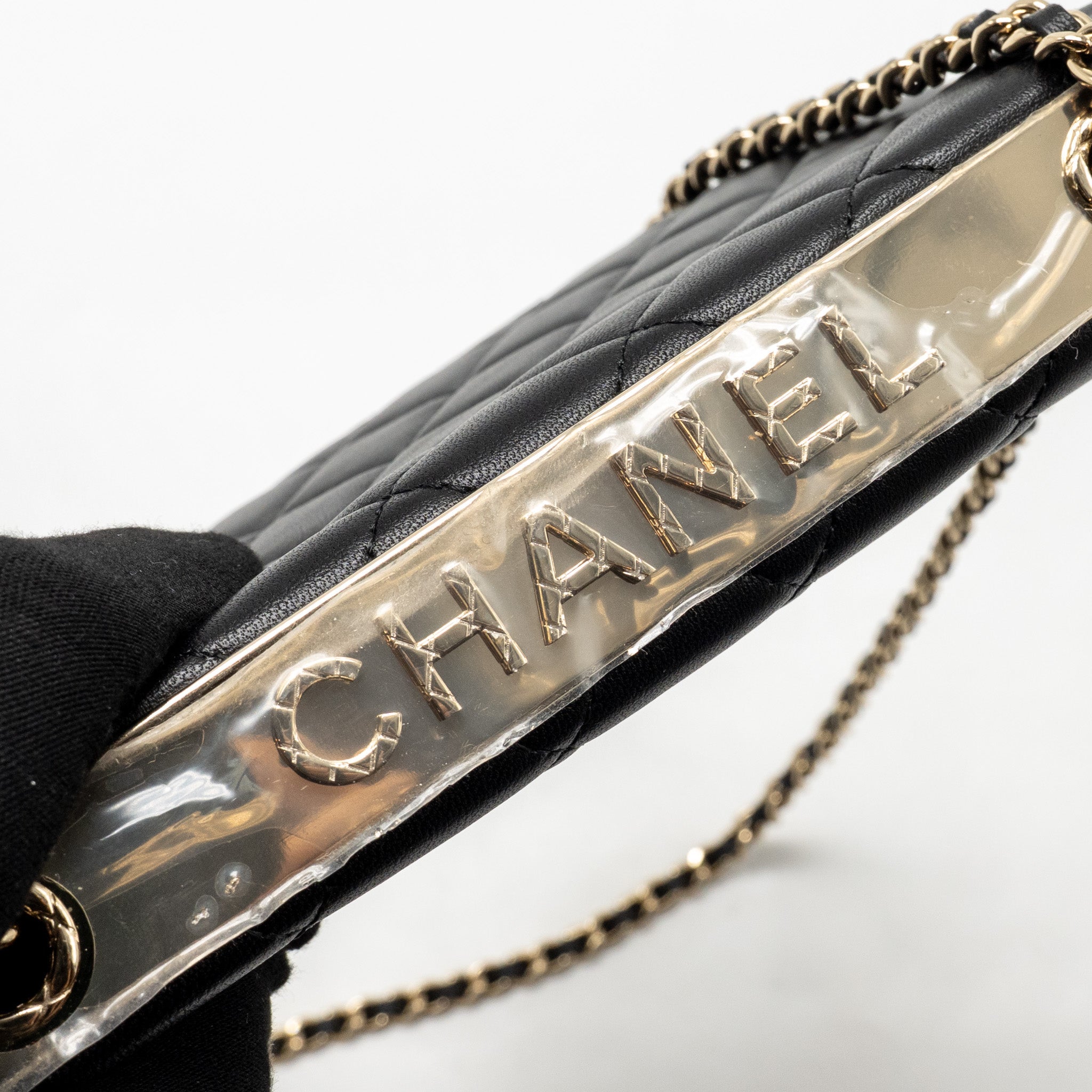 chanel-trendy-cc-wallet-on-chain-lambskin-black-lghw-microchip-copy