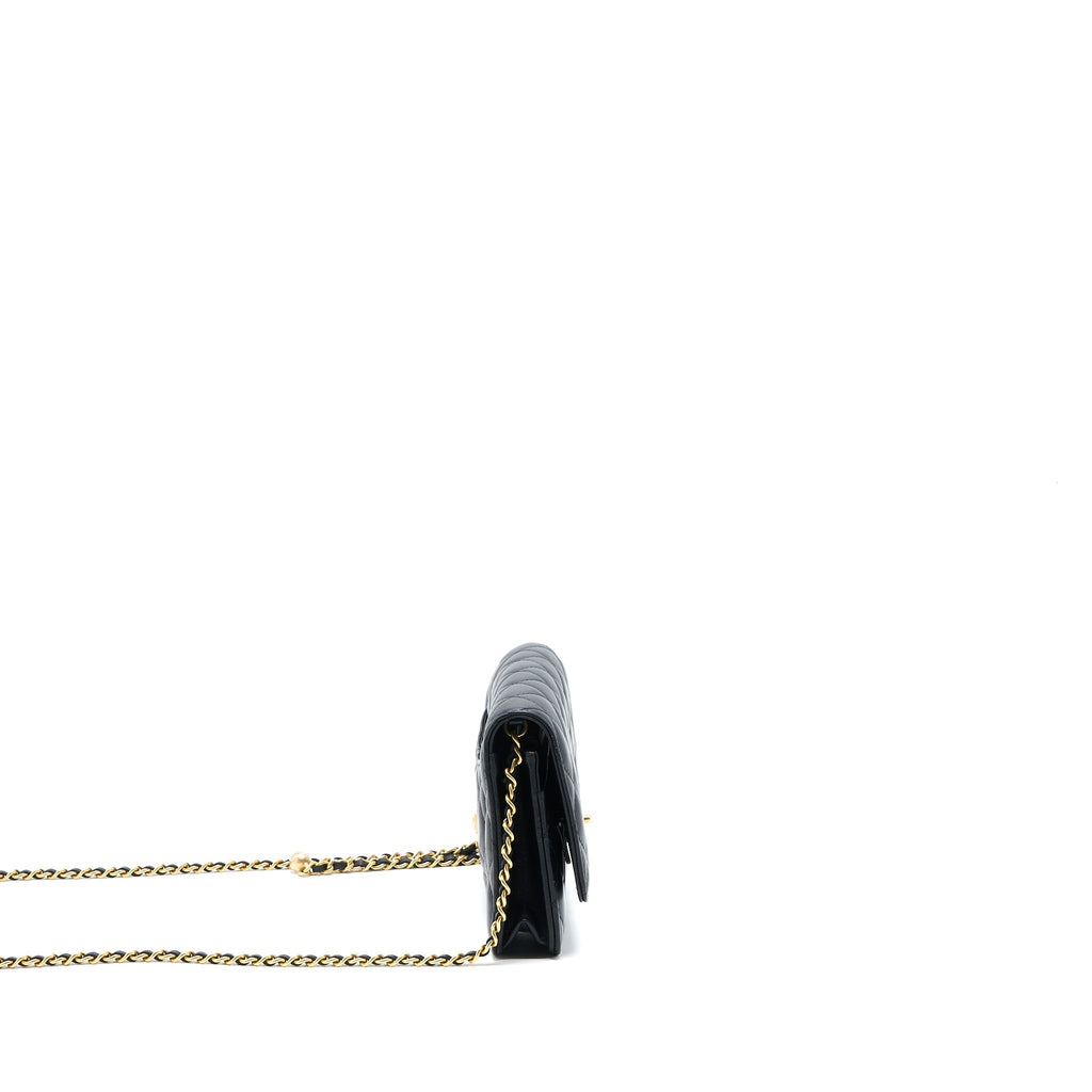 chanel-pearl-crush-wallet-on-chain-lambskin-black-ghw-microchip-4
