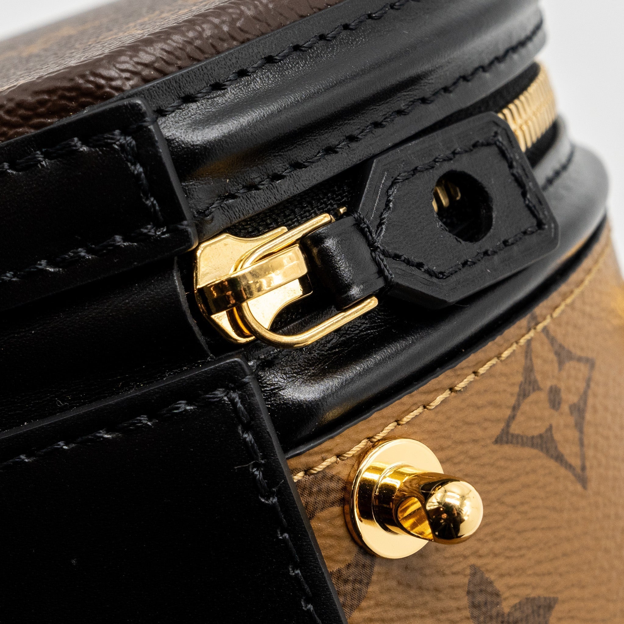 louis-vuitton-cannes-monogram-reverse-canvas-ghw-7