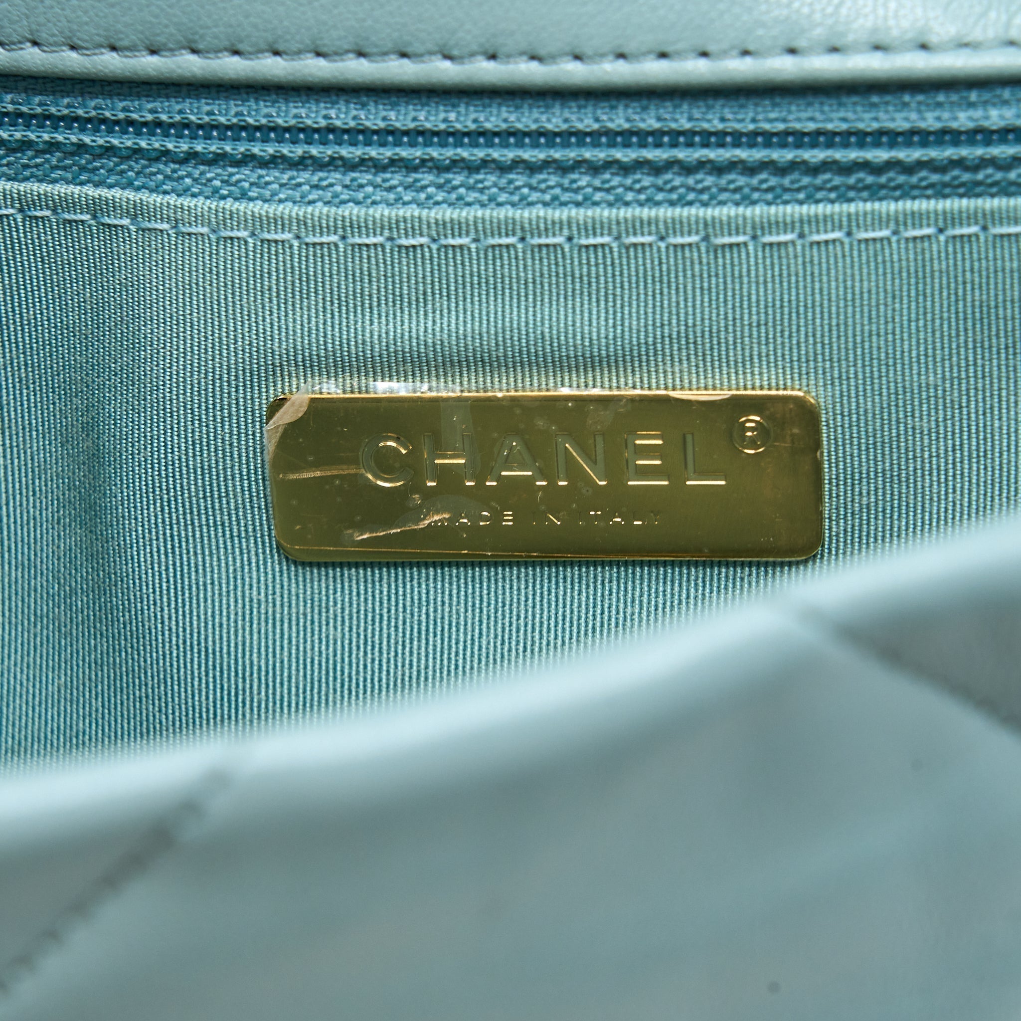 chanel-small-19-bag-lambskin-light-blue-multicolour-hardware