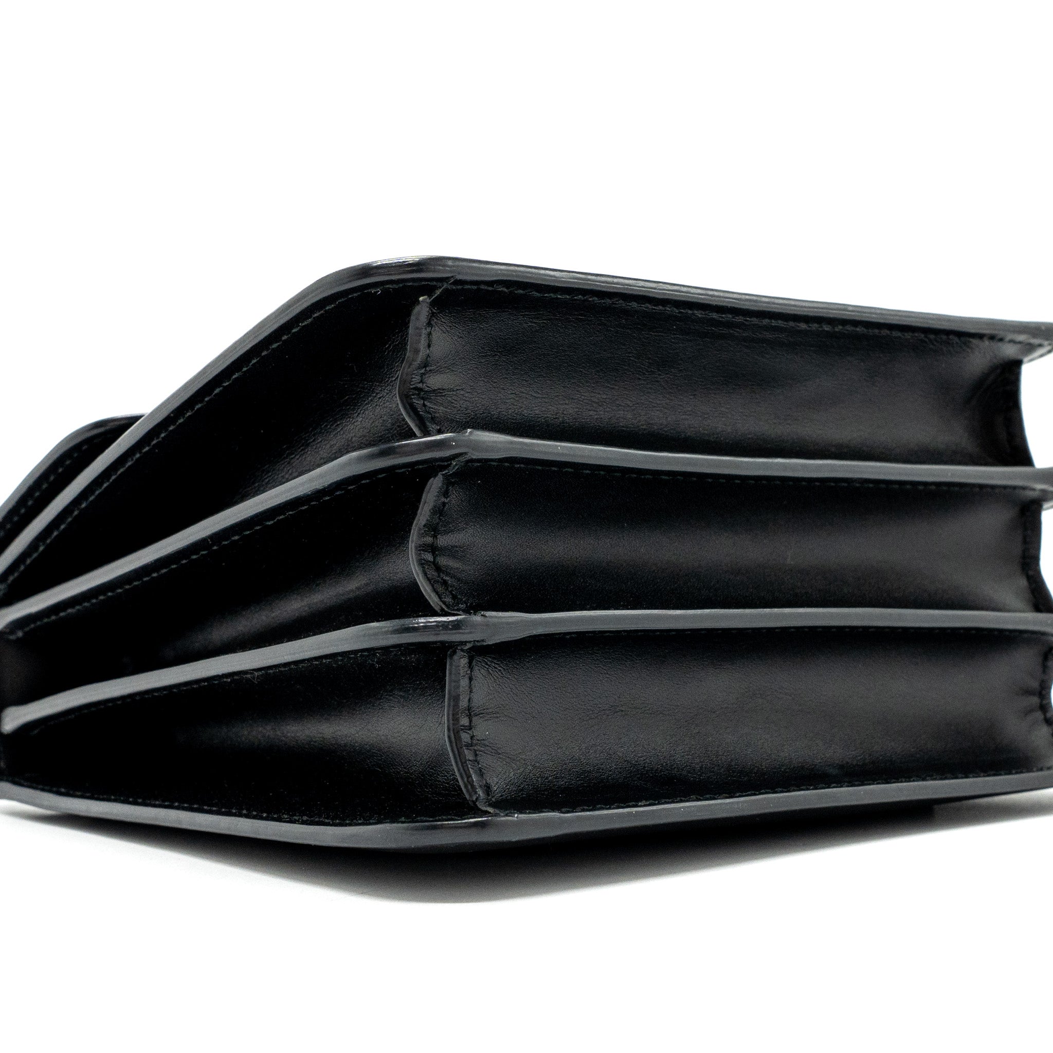 bvlgari-serpenti-forever-top-handle-crossbody-bag-black-lghw
