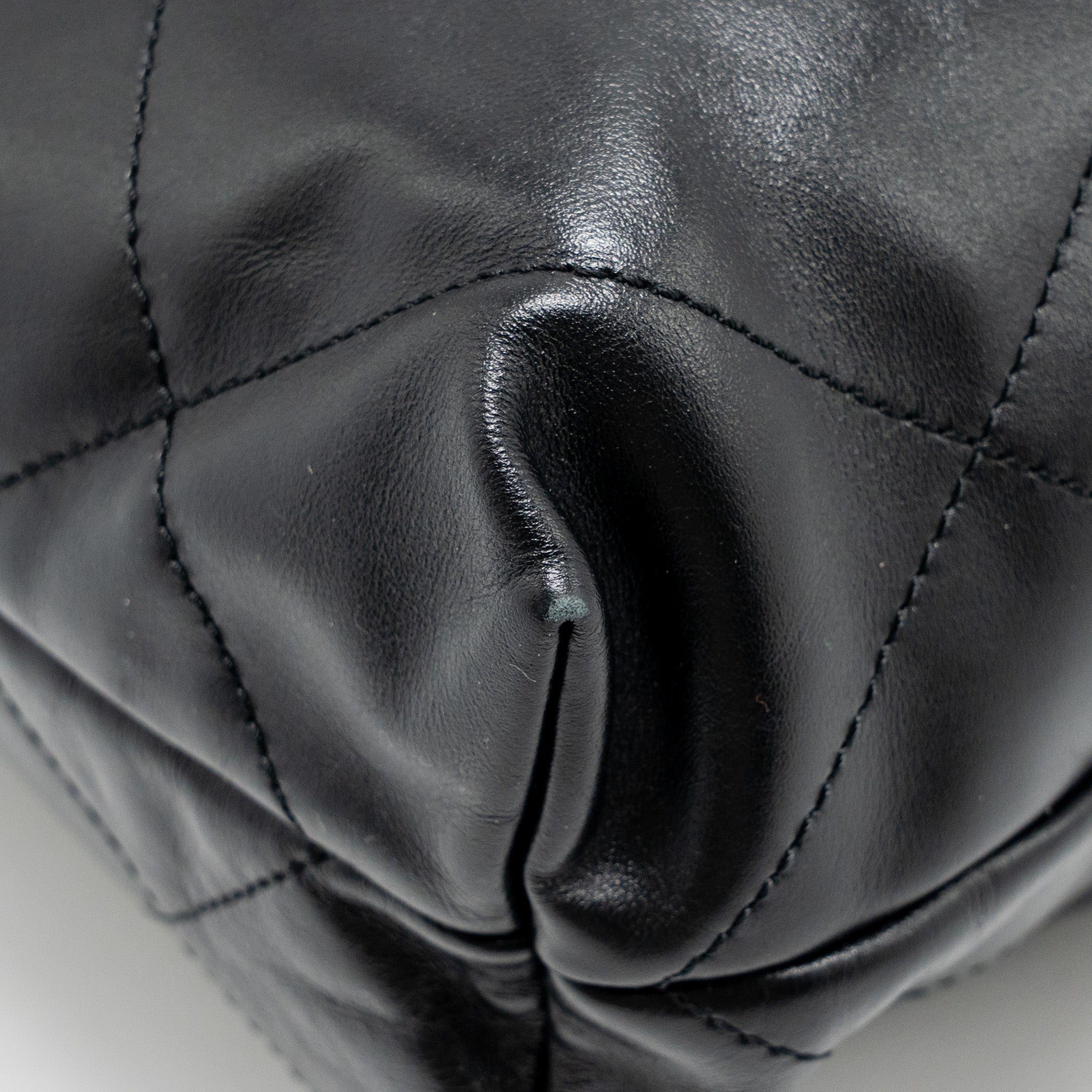 chanel-small-22-bag-shiny-calfskin-black-ghwmicrochip-1