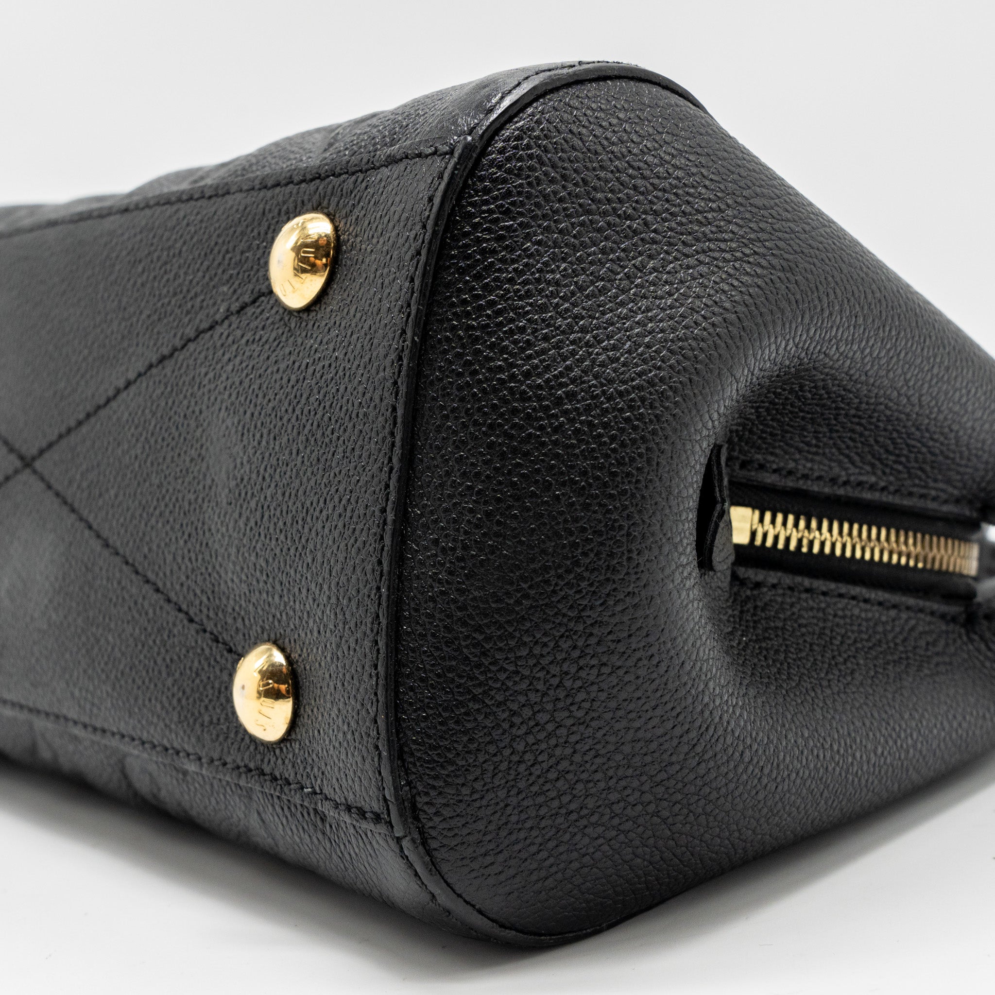 louis-vuitton-montaigne-bb-monogram-empreinte-black-ghw