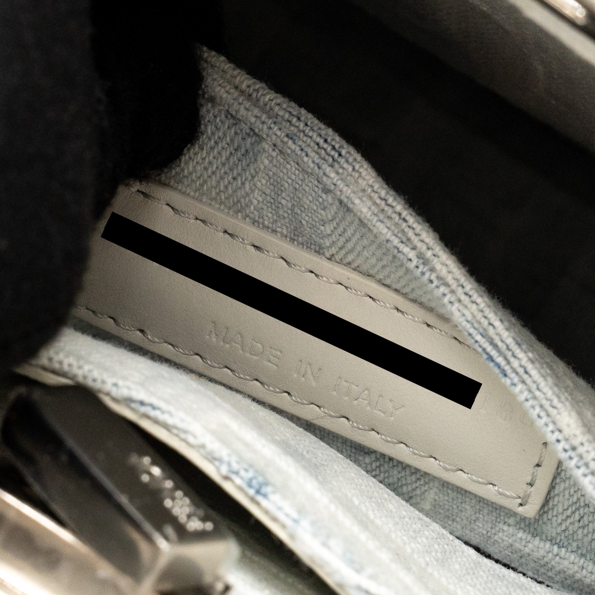 fendi-medium-peekaboo-iseeu-white-denim-shw