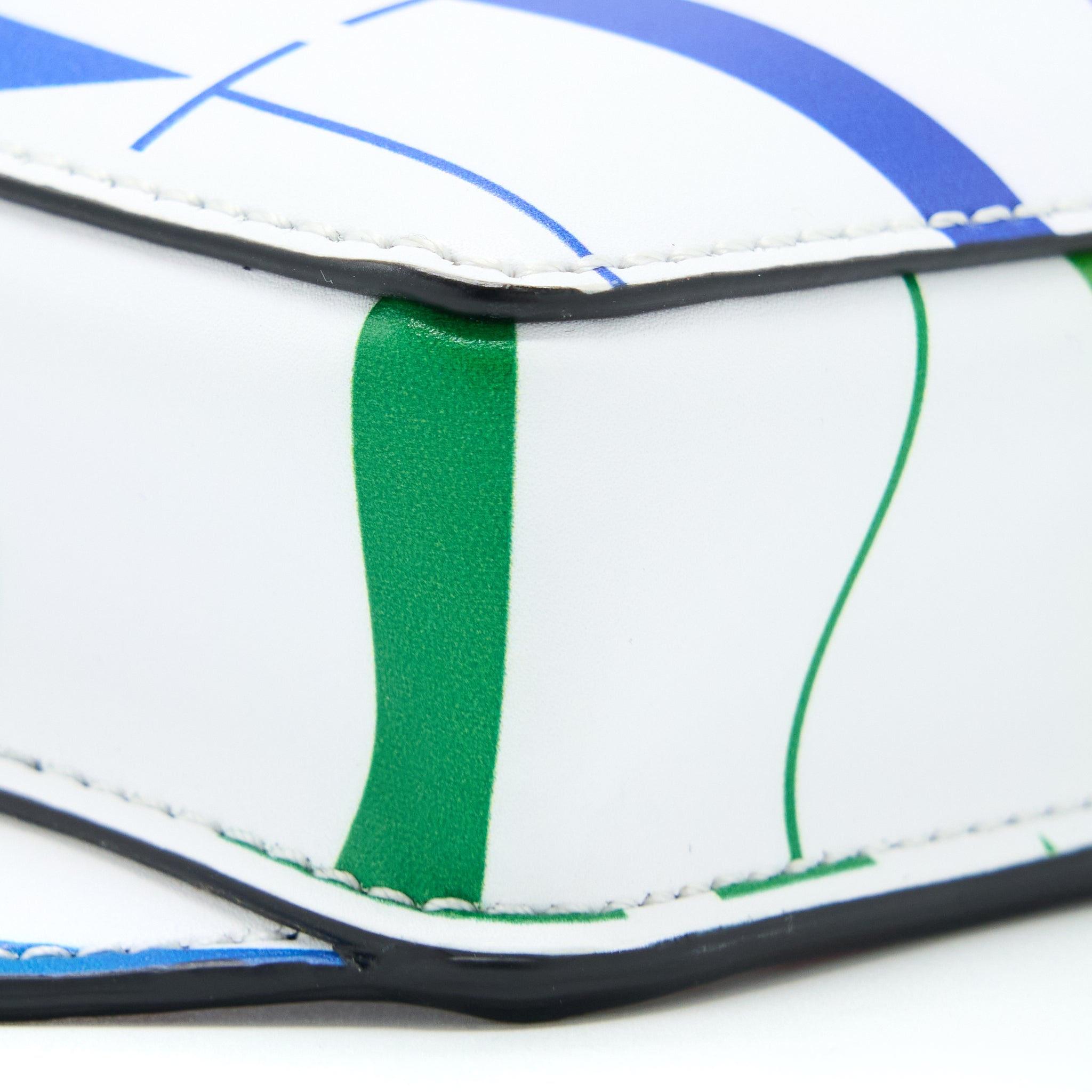 valentino-vltn-print-belt-bag-calfskin-white-multicoloured-shw