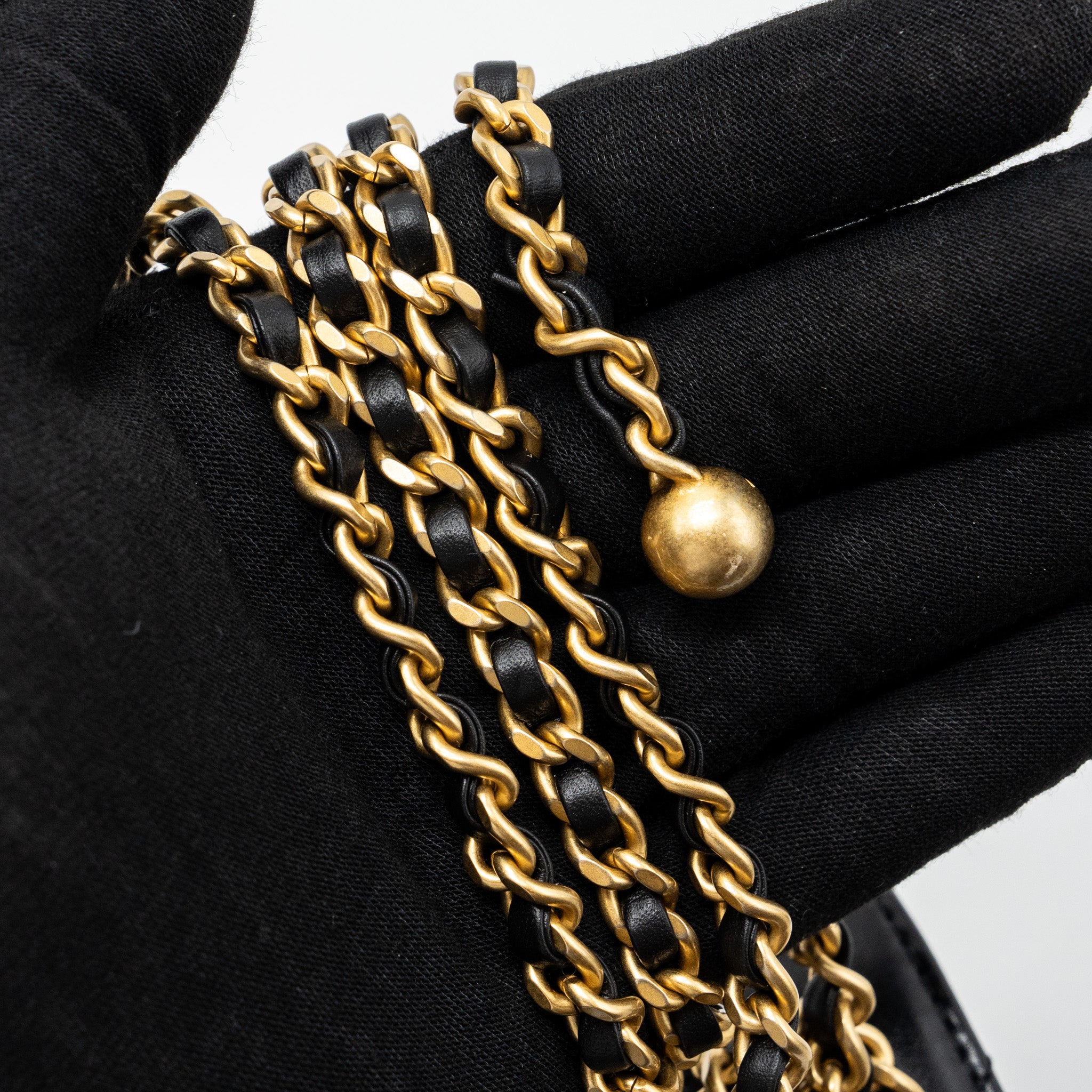 chanel-24c-gold-crush-flap-bag-calfskin-black-ghw-microchip