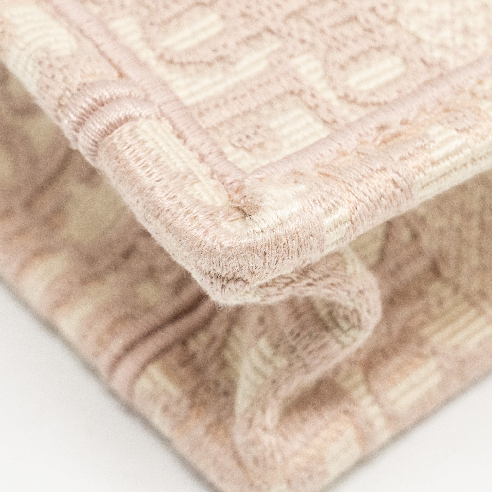 dior-mini-book-tote-oblique-embroidery-pink-copy-1