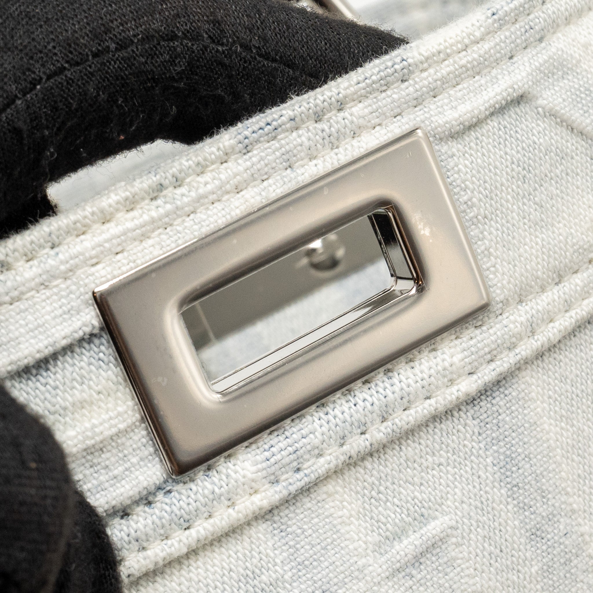 fendi-medium-peekaboo-iseeu-white-denim-shw