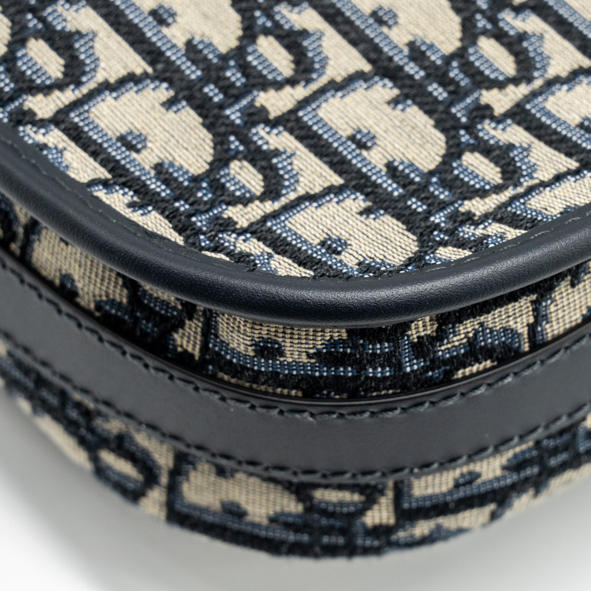 dior-medium-bobby-bag-blue-dior-oblique-jacquard-ghw-1