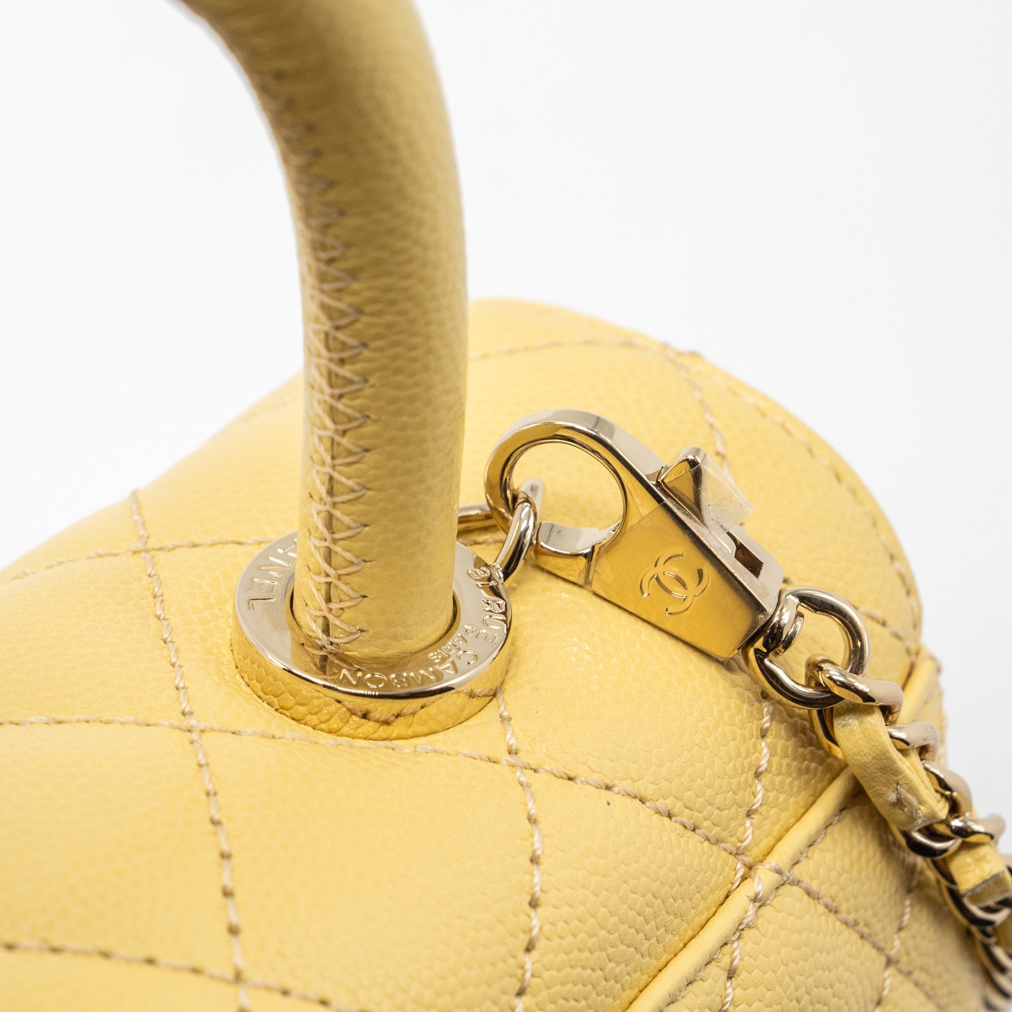 chanel-small-coco-handle-caviar-22p-light-yellow-lghw-microchip