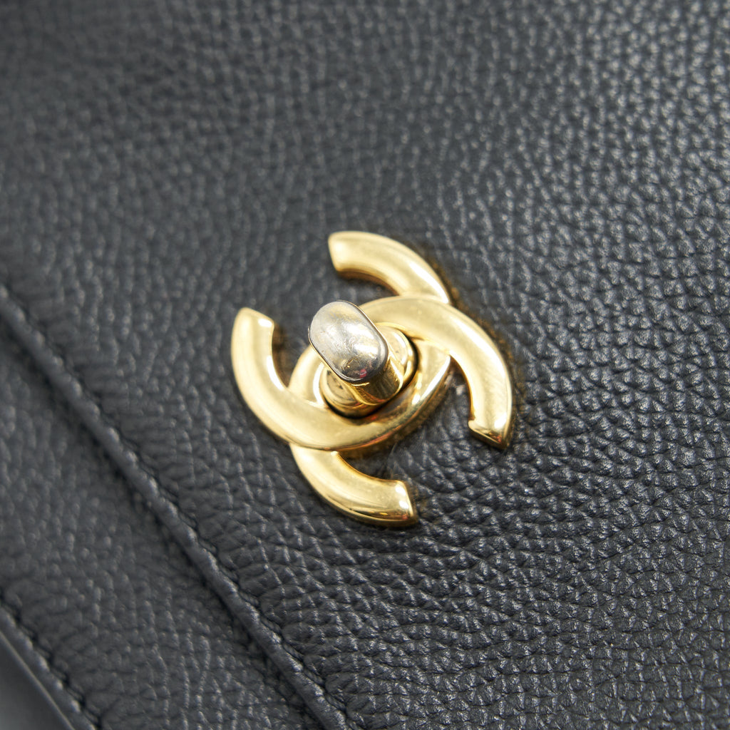chanel-executive-cerf-small-tote-bag-caviar-black-with-ghw