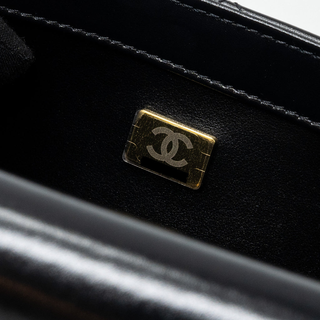 chanel-24c-gold-crush-flap-bag-calfskin-black-ghw-microchip
