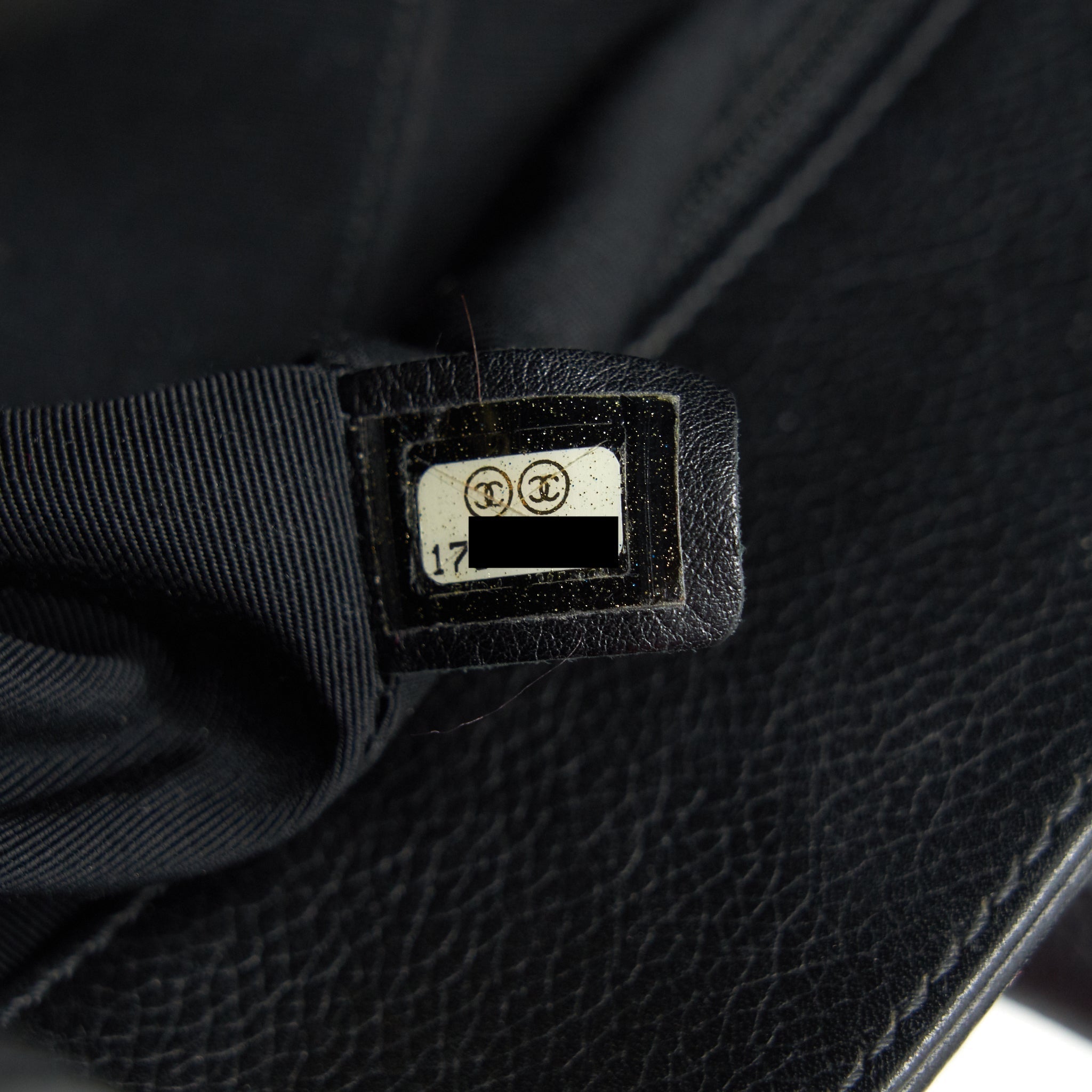 chanel-executive-cerf-small-tote-bag-caviar-black-with-ghw