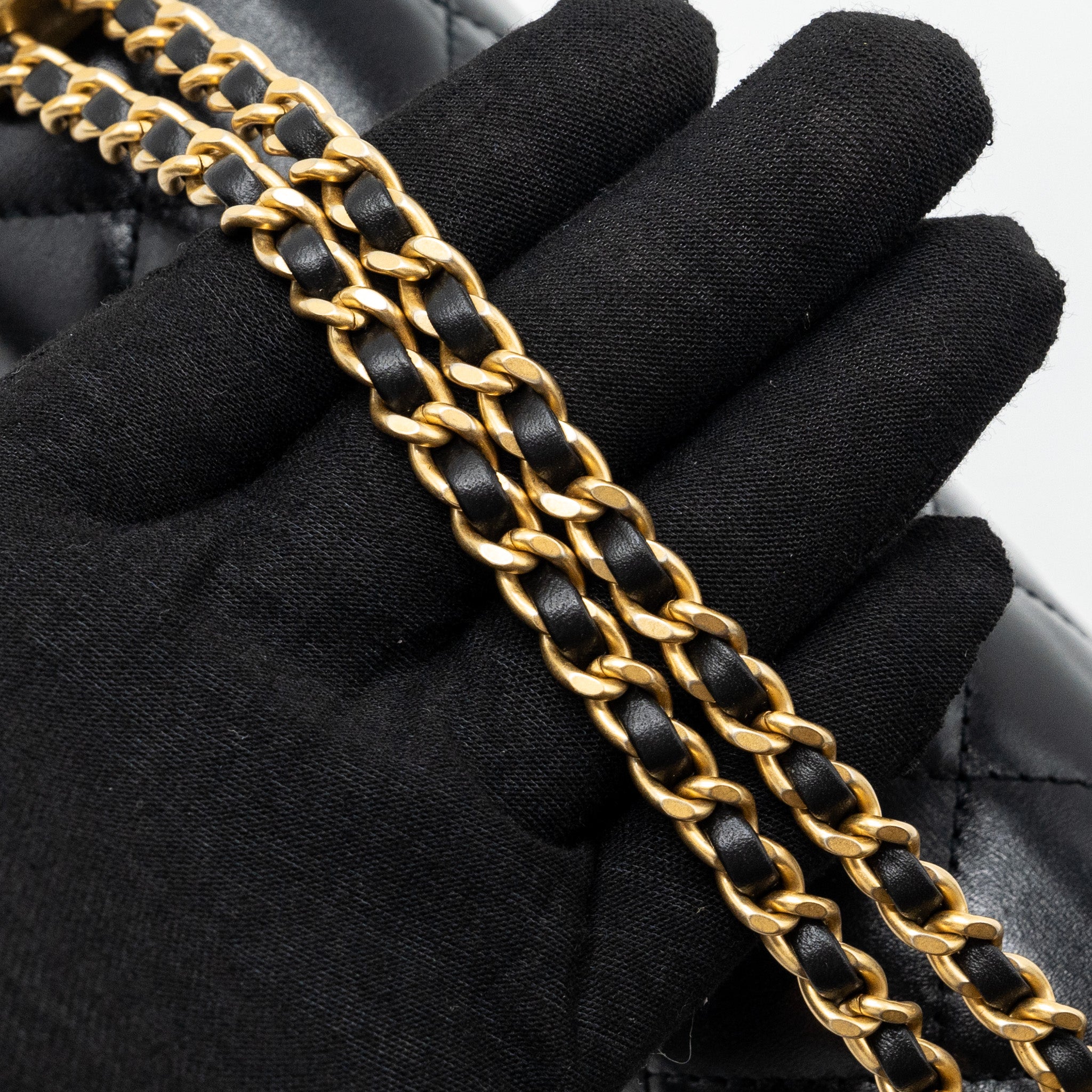 chanel-24c-gold-crush-flap-bag-calfskin-black-ghw-microchip
