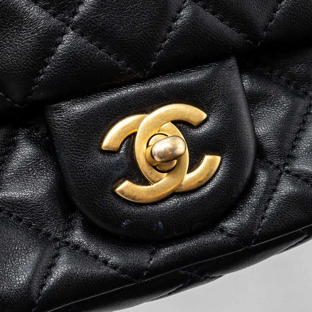chanel-pearl-crush-mini-square-flap-bag-lambskin-black-ghw-microchip-5