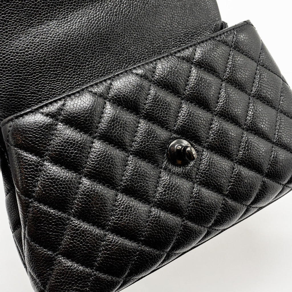 chanel-small-coco-handle-caviar-so-black-with-black-hardware-2