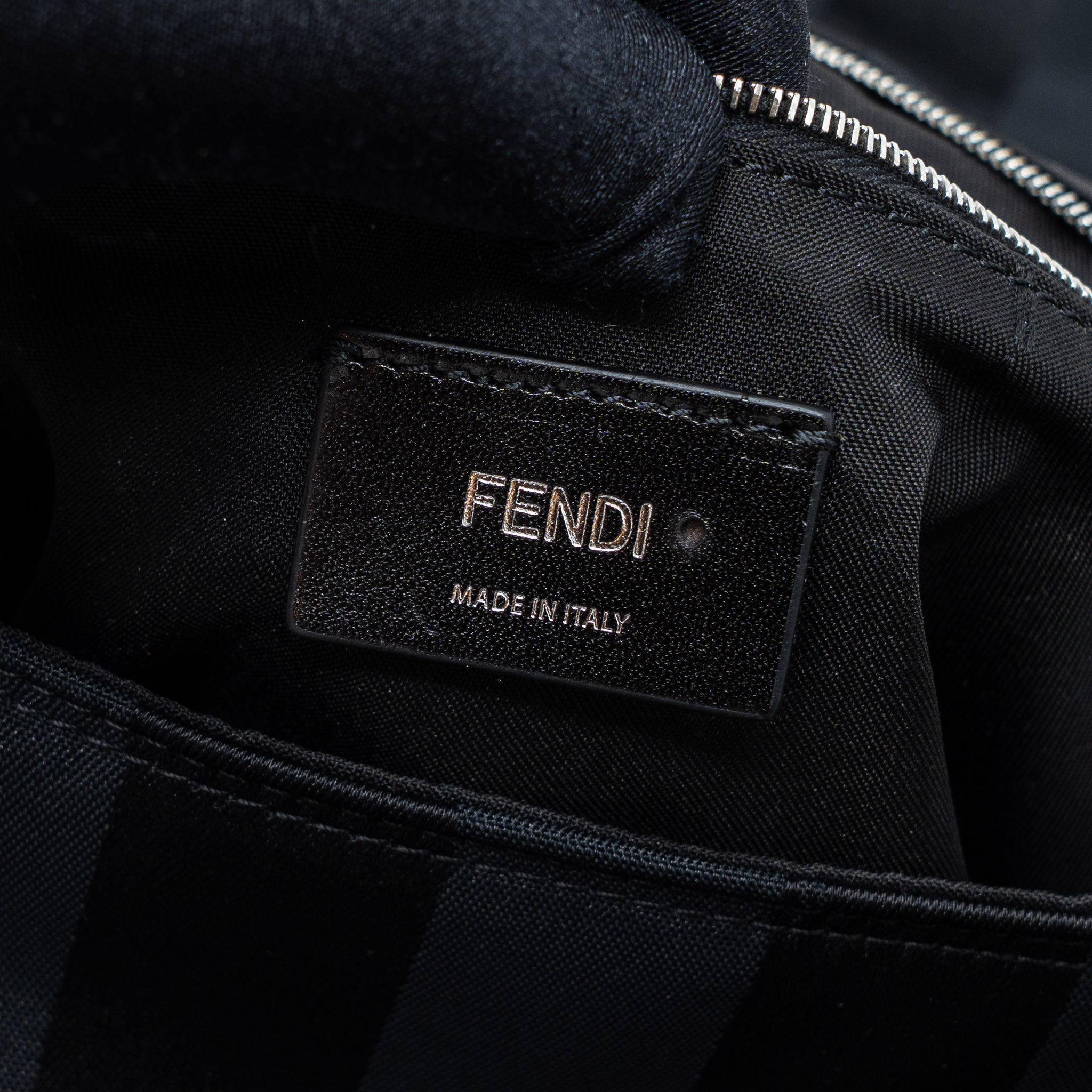 fendi-20fw-large-baguette-bag-nylon-leather-black-yellow-shw